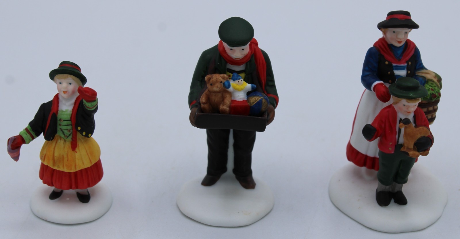 Dept 56 Heritage Village “The Toy Peddler” Set of 3 #5616-2~ No Box