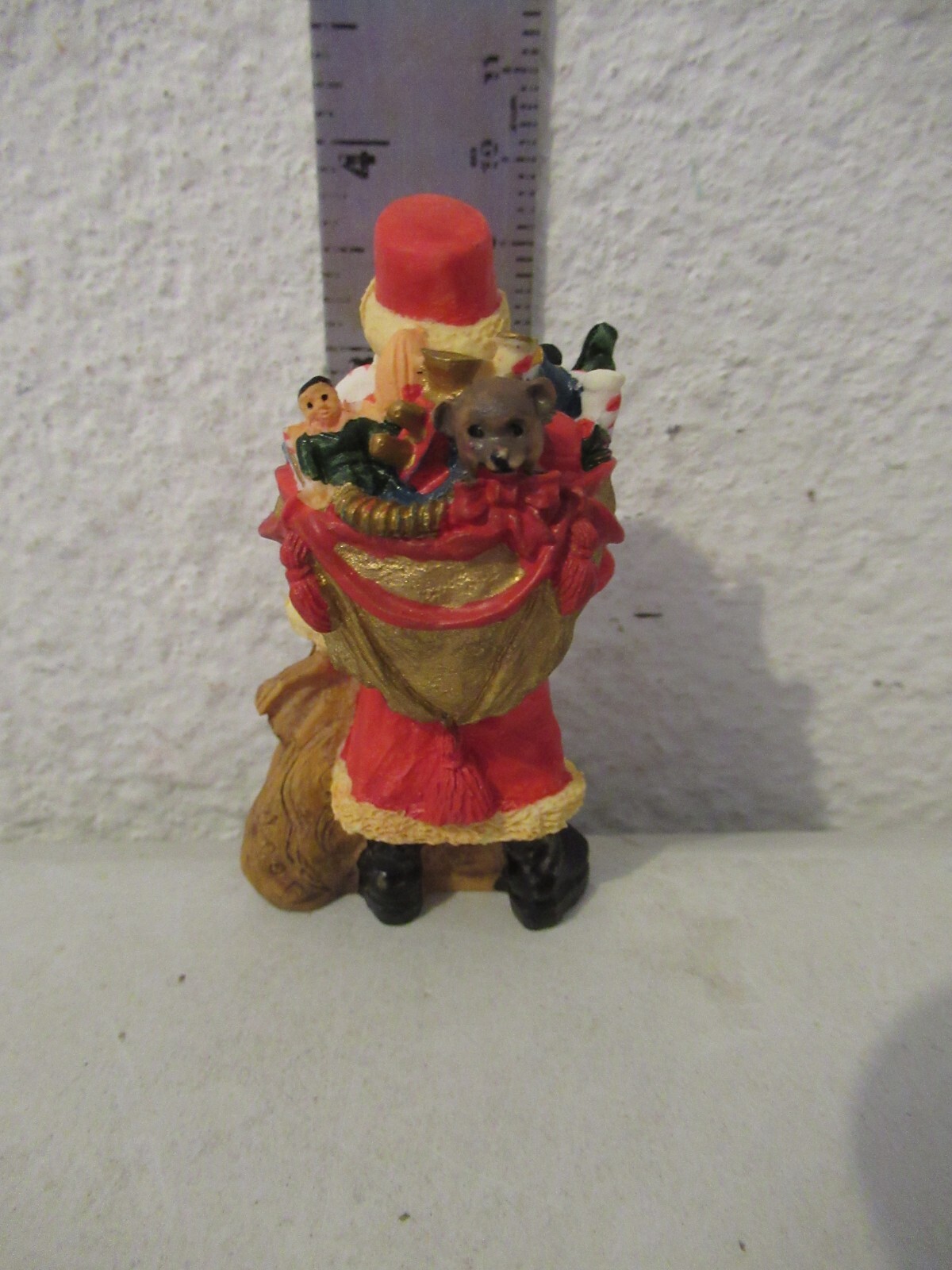 Oriental Trading Co. 3.5″ Santa figurine IN BOX NICE