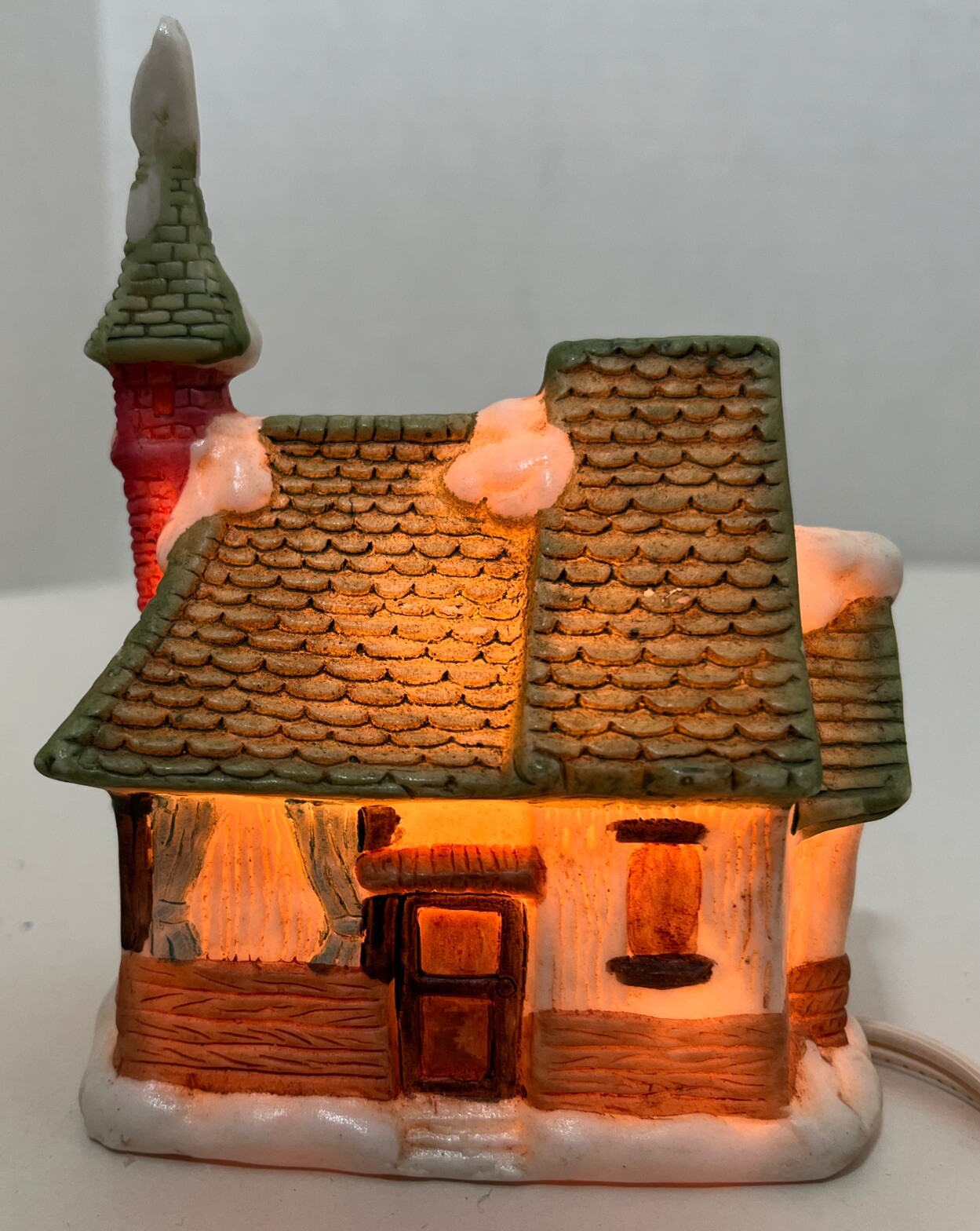Mini Porcelain Lighted Christmas Village Fabric Shop Approx 3.5×2.5×5 Inch