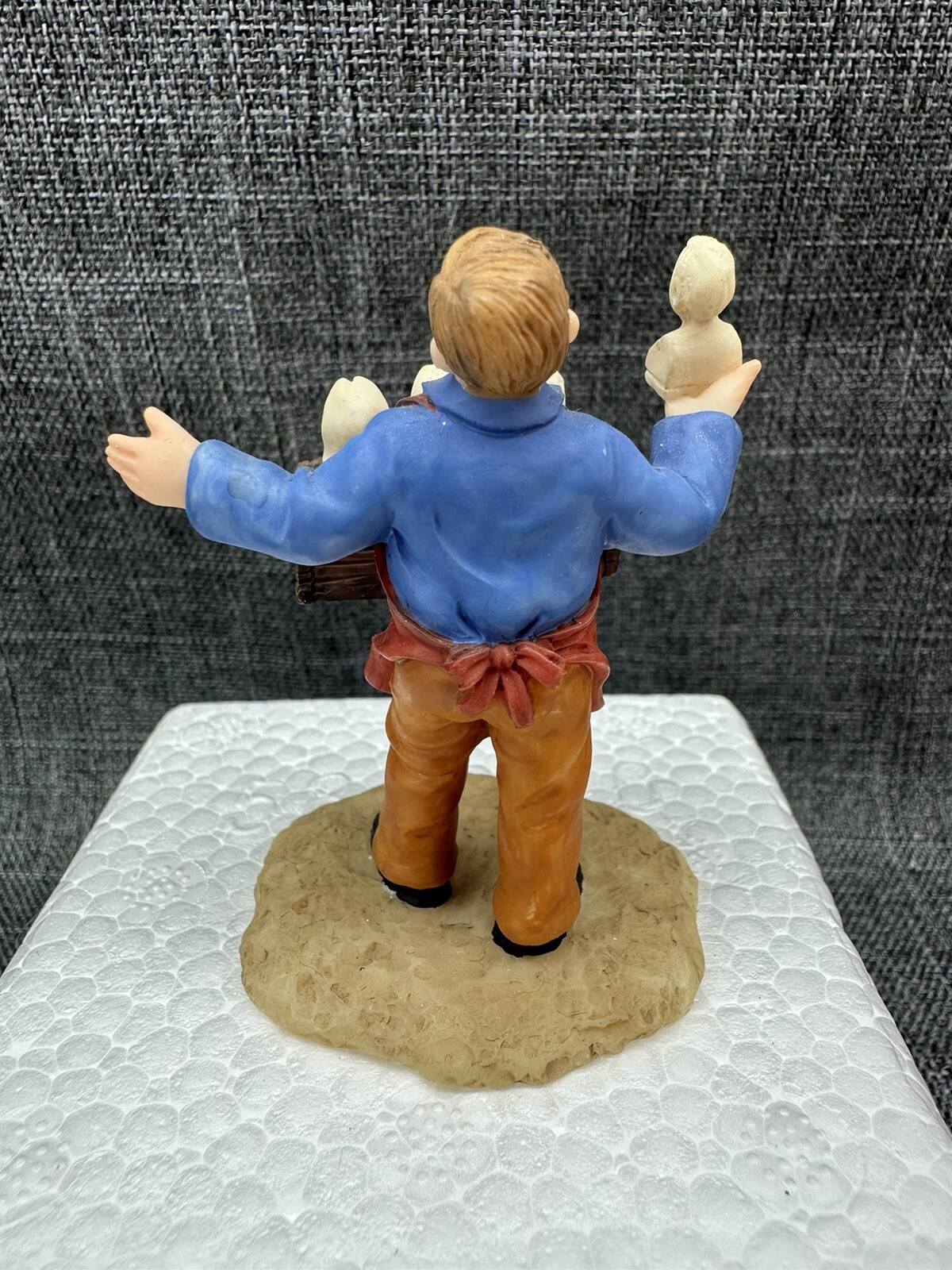 China O’Well Christmas Village Accessory Man Selling Head & Chest Busts