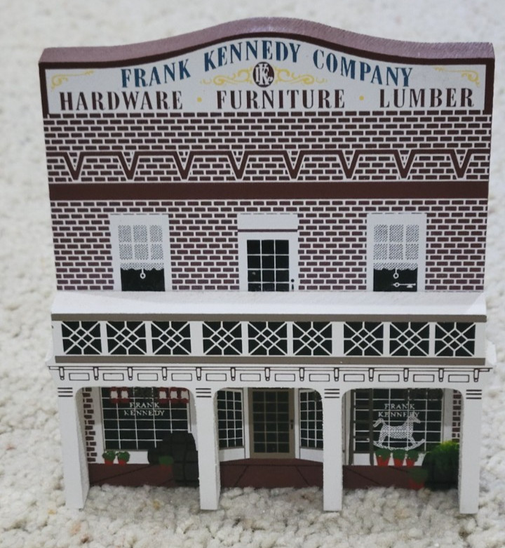 Vintage Sheila’s Gone with the Wind Frank Kennedy General Store Building – 1995