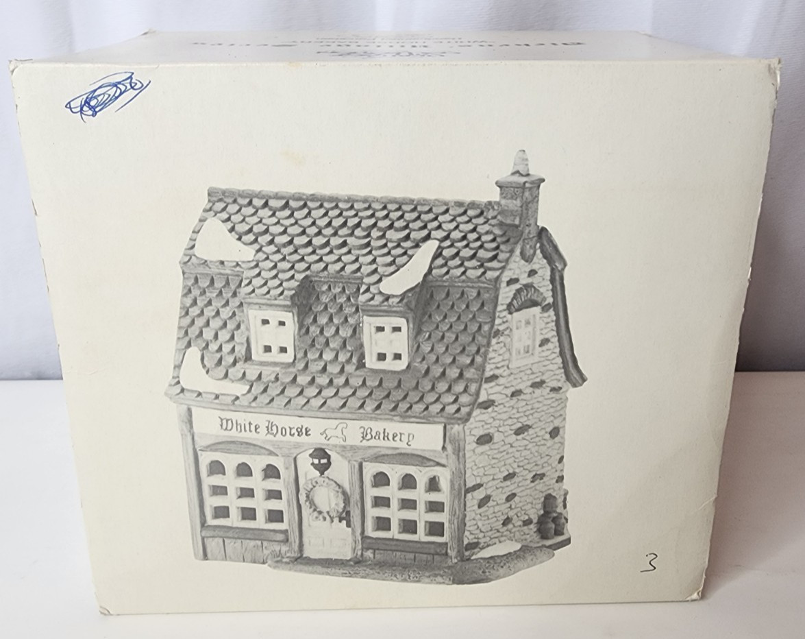 Dept 56 Heritage Village Dicken’s Village Series White Horse Bakery W/BOX