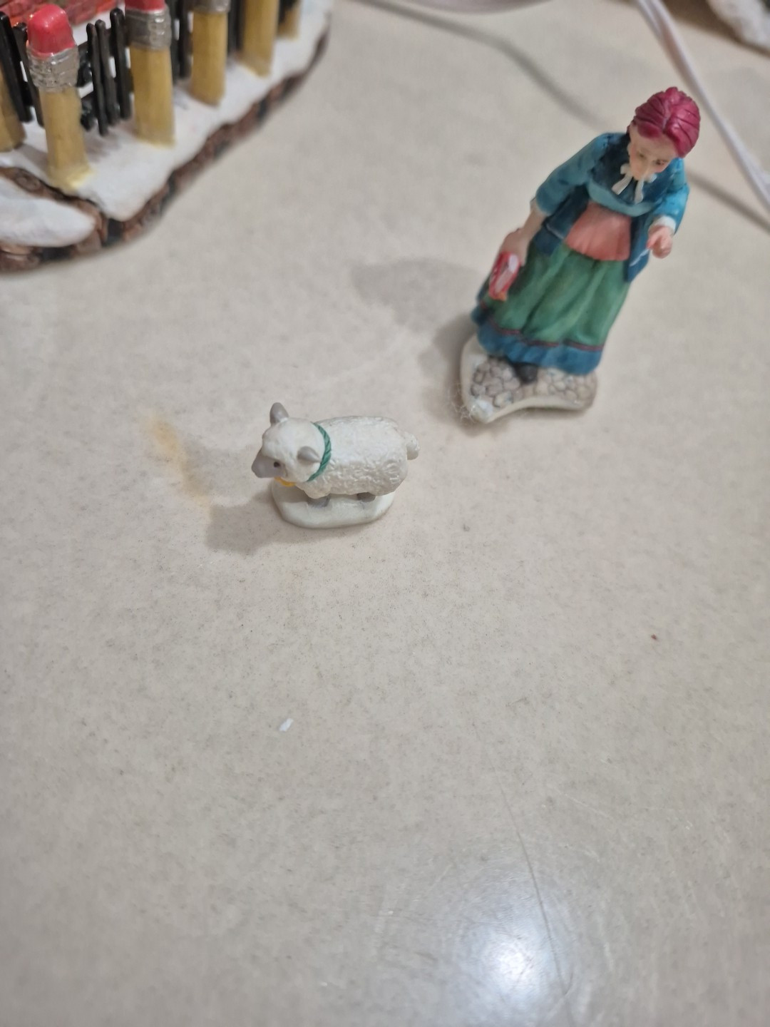 Dept 56 LAMBSVILLE SCHOOL Lighted Porcelain House, Storybook Village 1996
