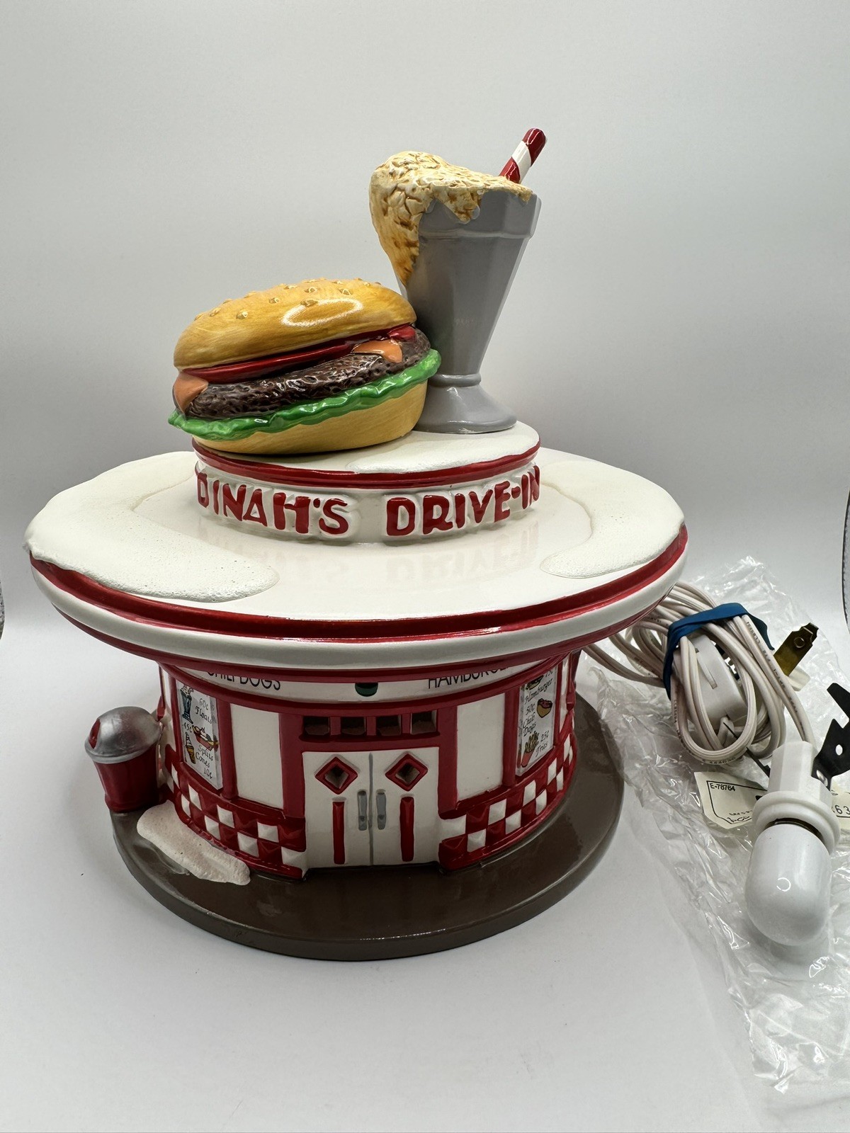 1993 Department 56 Original Snow Village, Dinah’s Drive-In Diner