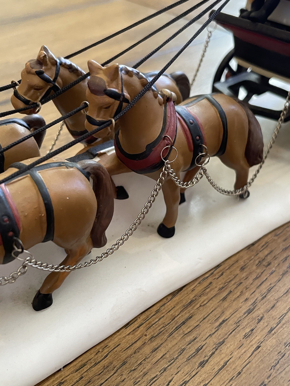 Vintage 1991 Dept 56 Heritage Village Christmas Horse Drawn Holiday Coach 55611