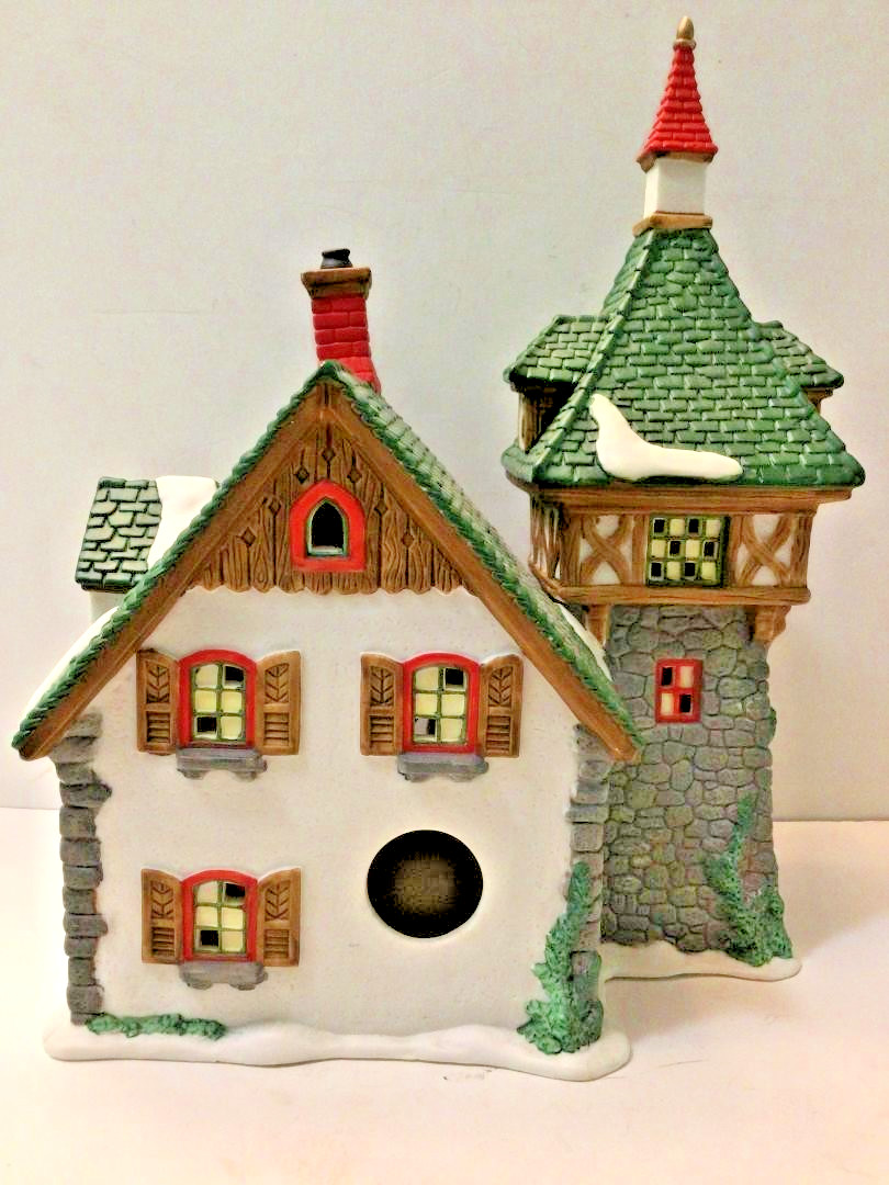 Heartland Village, “SANTA’S ICE CREAM SHOP” Porcelain House, Orig. Packaging