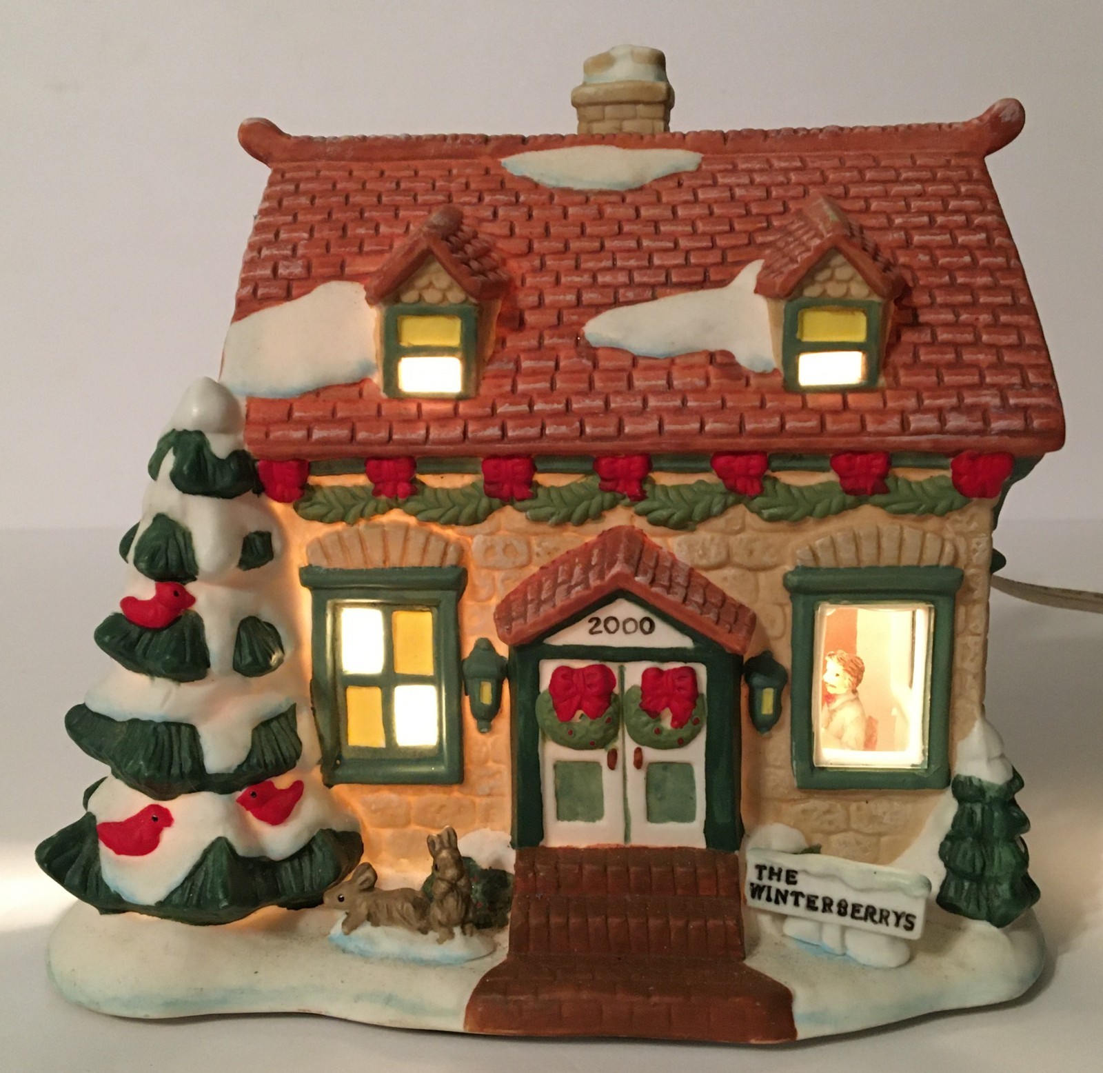 Pfaltzgraff The Winterberry’s Christmas Cottage Lighted Ceramic House