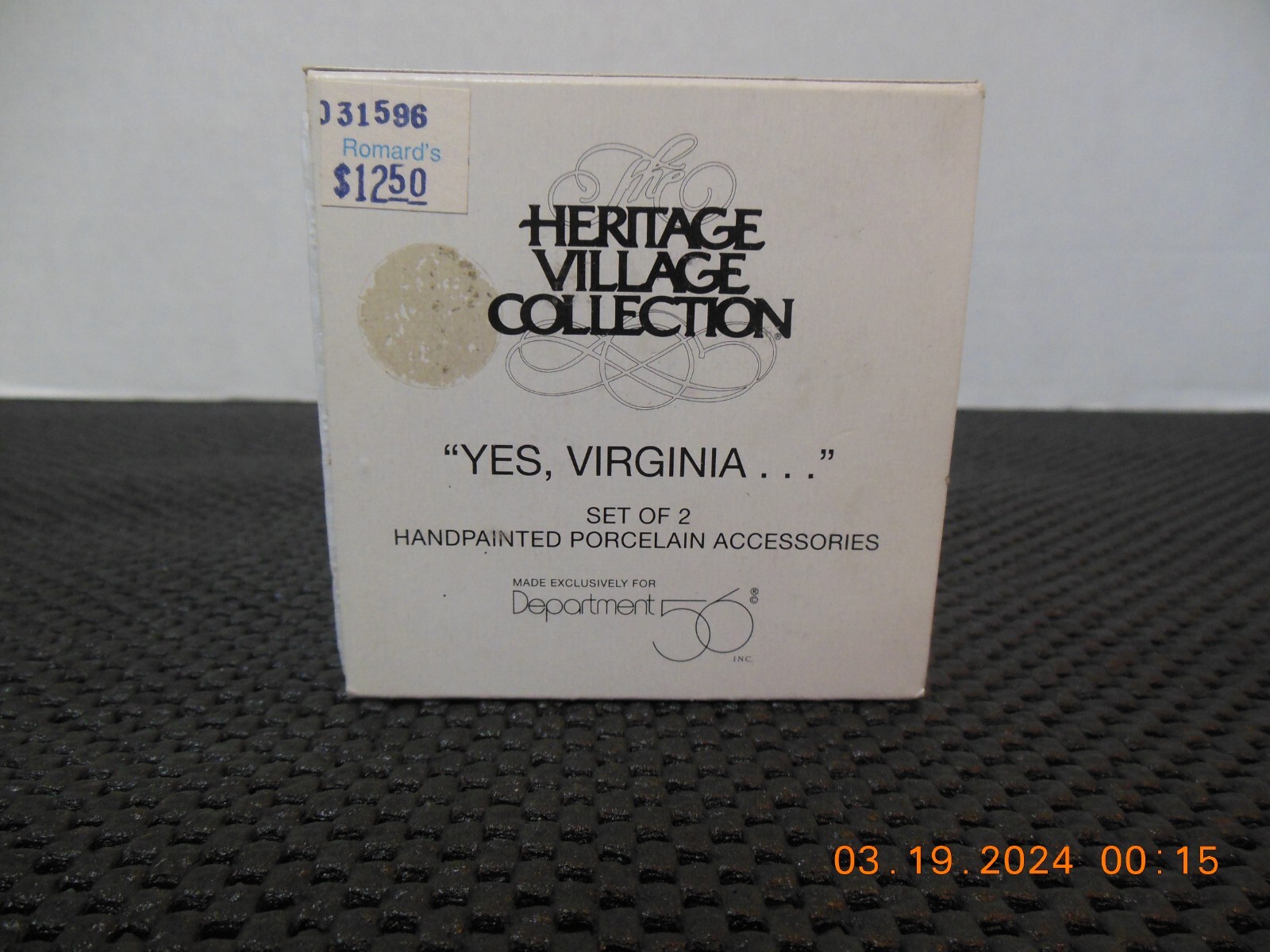 DEPT 56 HERITAGE VILLAGE COLLECTION 58890 “Yes Virginia” (box 29)