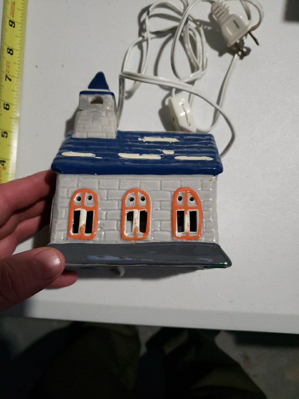 #6665 Church – Pacific Rim Electric Ceramic House Christmas Village, NESL