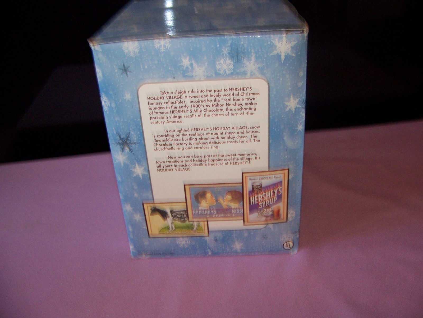 Hershey’s Holiday Village Village Church lighted Christmas house W/Box & Sign