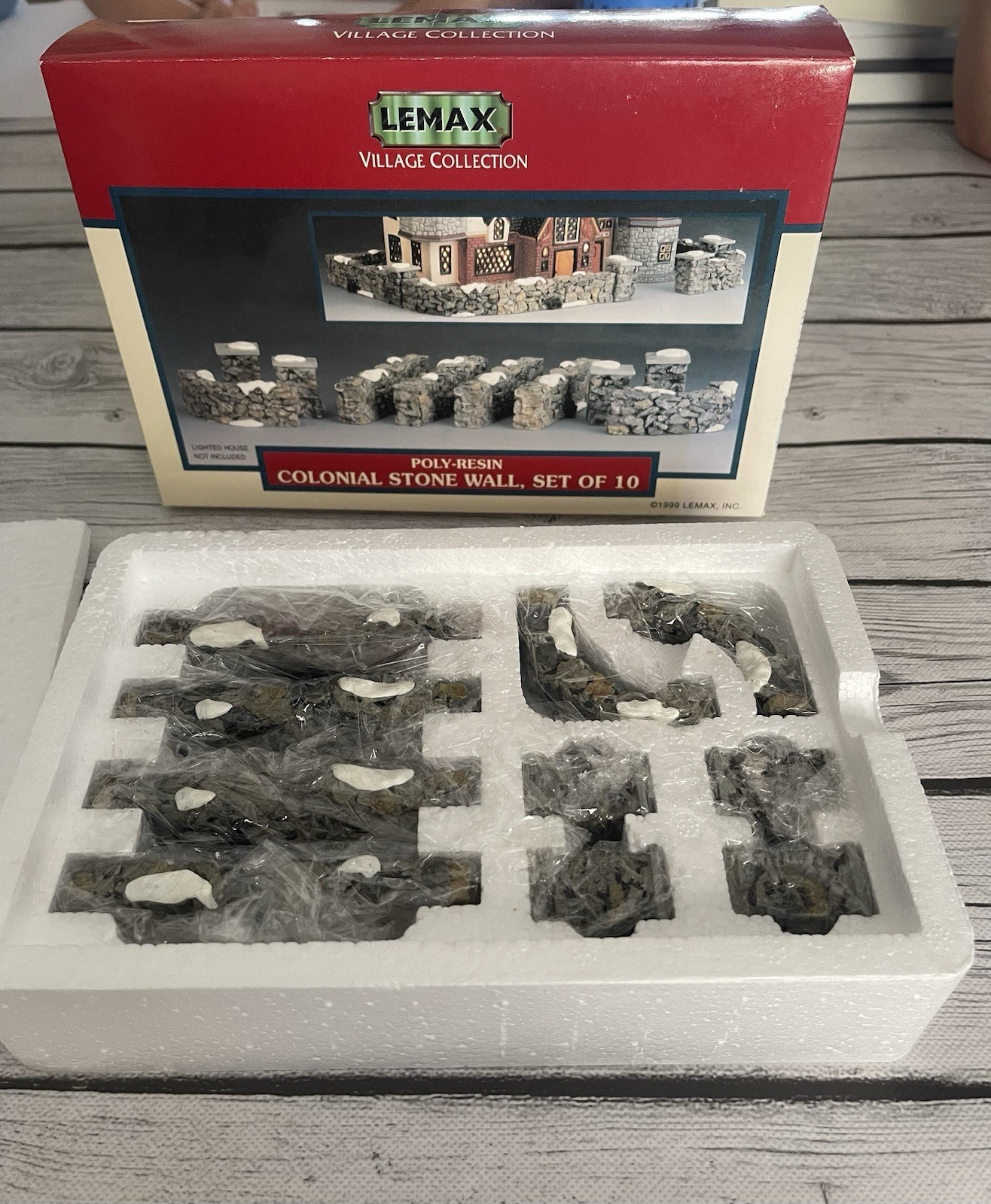 NIB 1999 LEMAX Poly-Resin Colonial Stone Wall Set of 10 #93304A