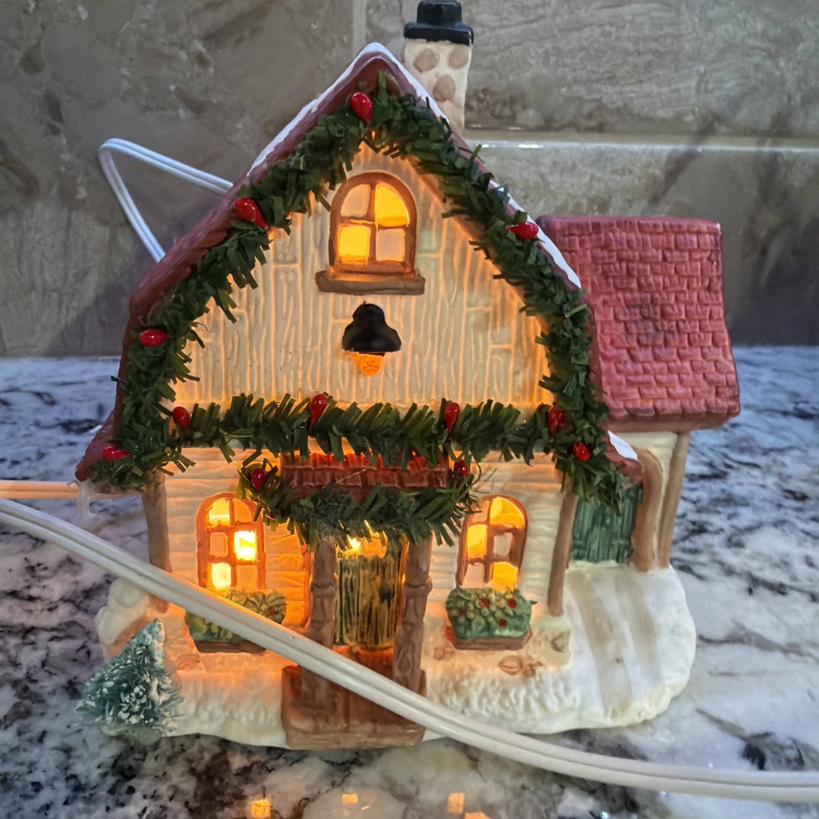 Vintage Lighted Christmas Valley Town House Village 1994 Seasonal Specialties