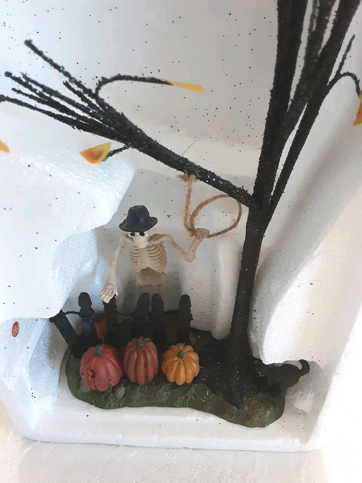Department 56 Halloween Village Accessories Hanging Around Skeleton Pumpkins
