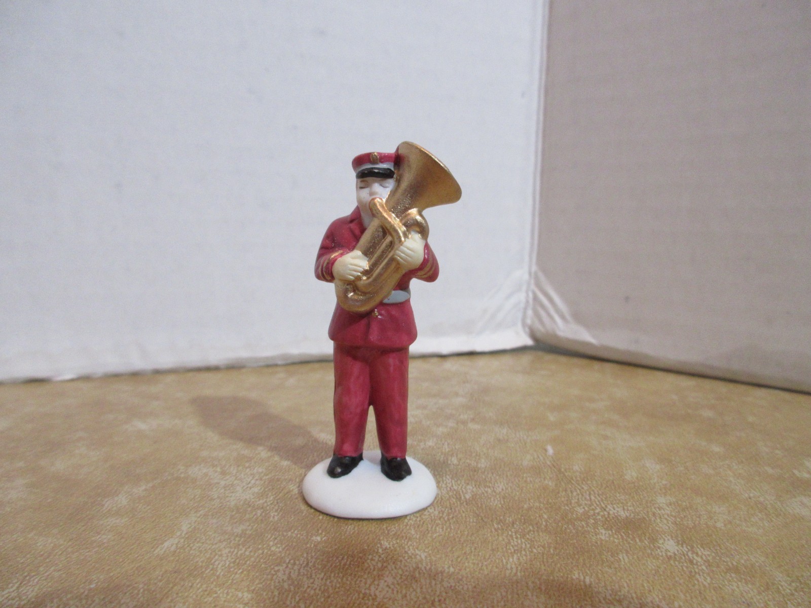Dept. 56 1988 Heritage CIC Salvation Army Band #5985-4 6 Pc. Set