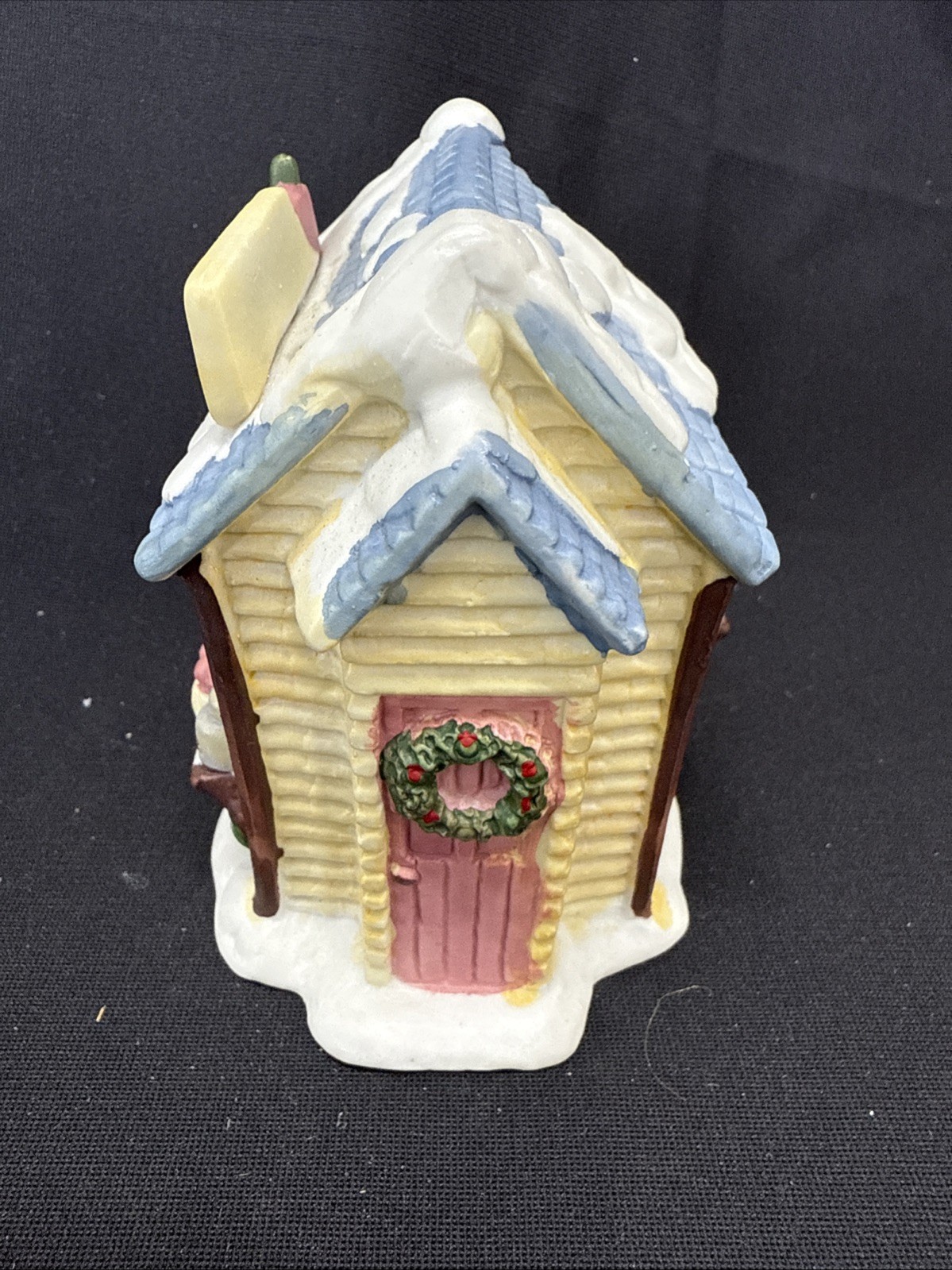 DICKENSVILLE COLLECTABLES BY NOMA 1991 PORCELAIN APPLE STAND