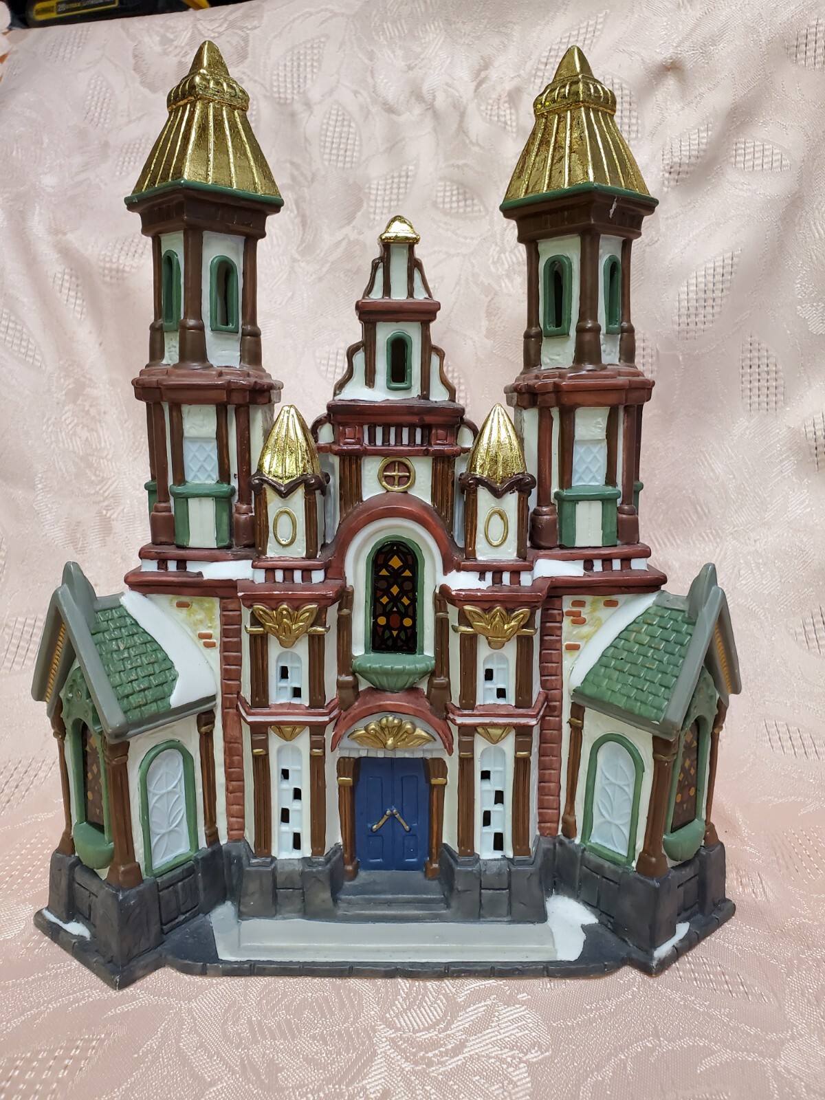 Church Traditions Lighted Village 59979 Replacement Porcelain Building