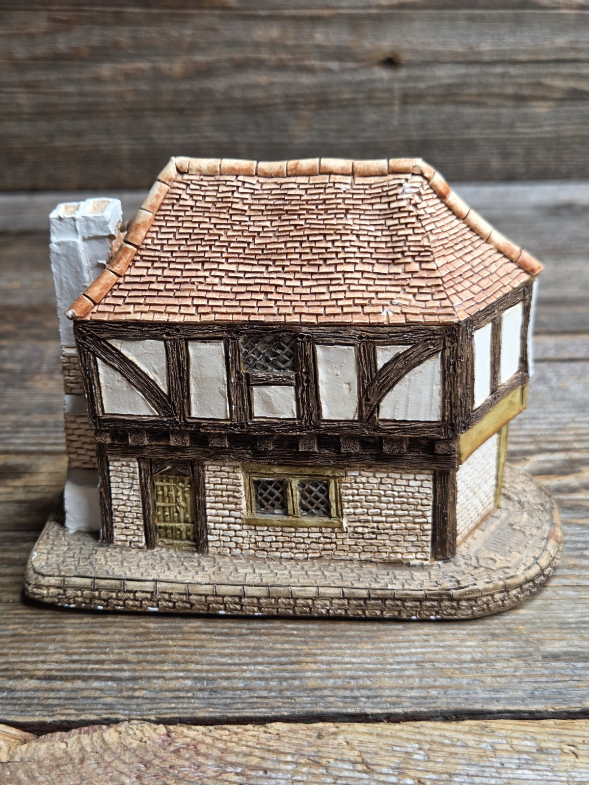 Lilliput Lane “Old Curiosity Shop” Charles Dickens 1985 Signed Unboxed