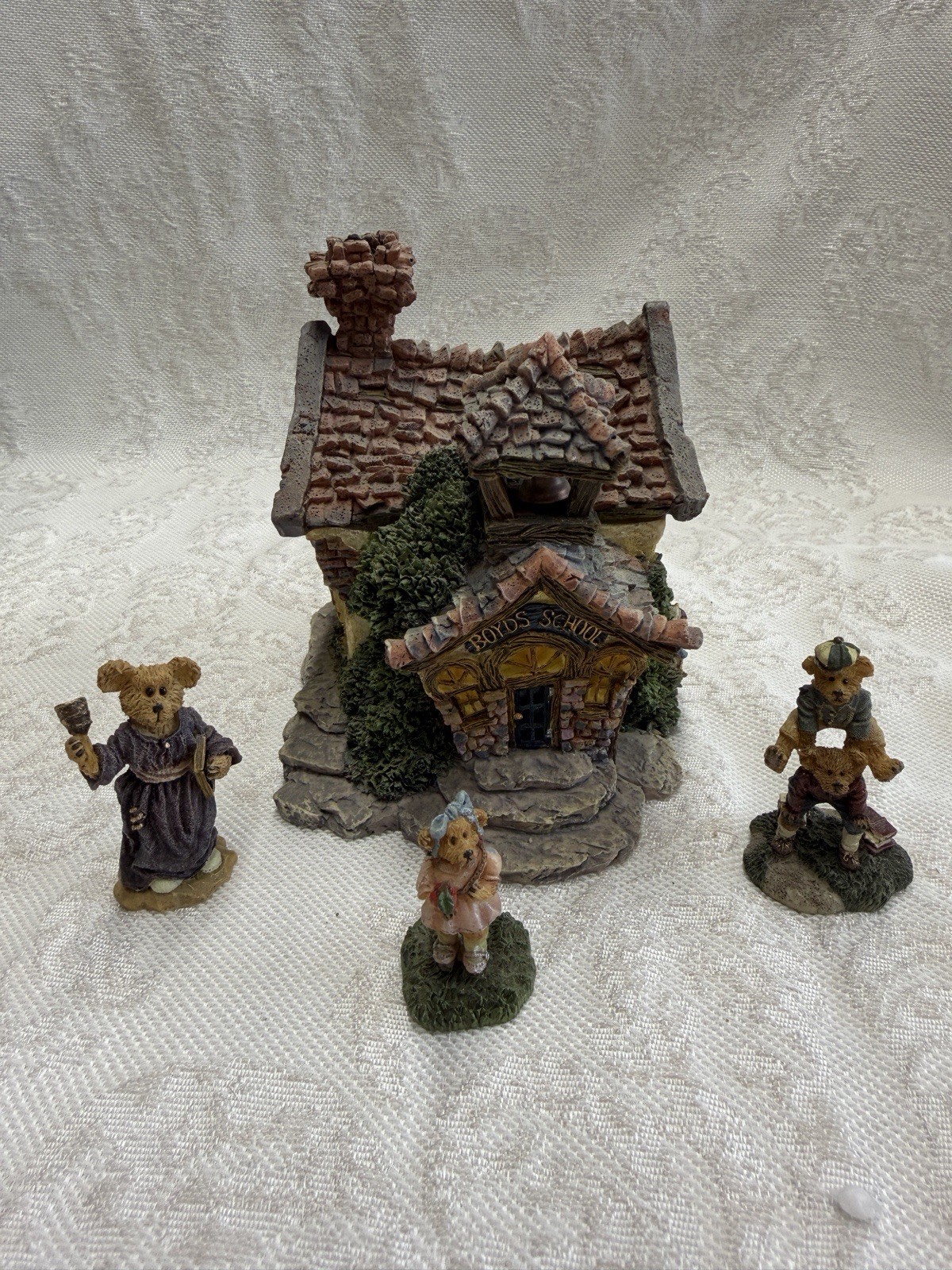 Boyds Bearly-Built Villages School House with accessories. First edition house.