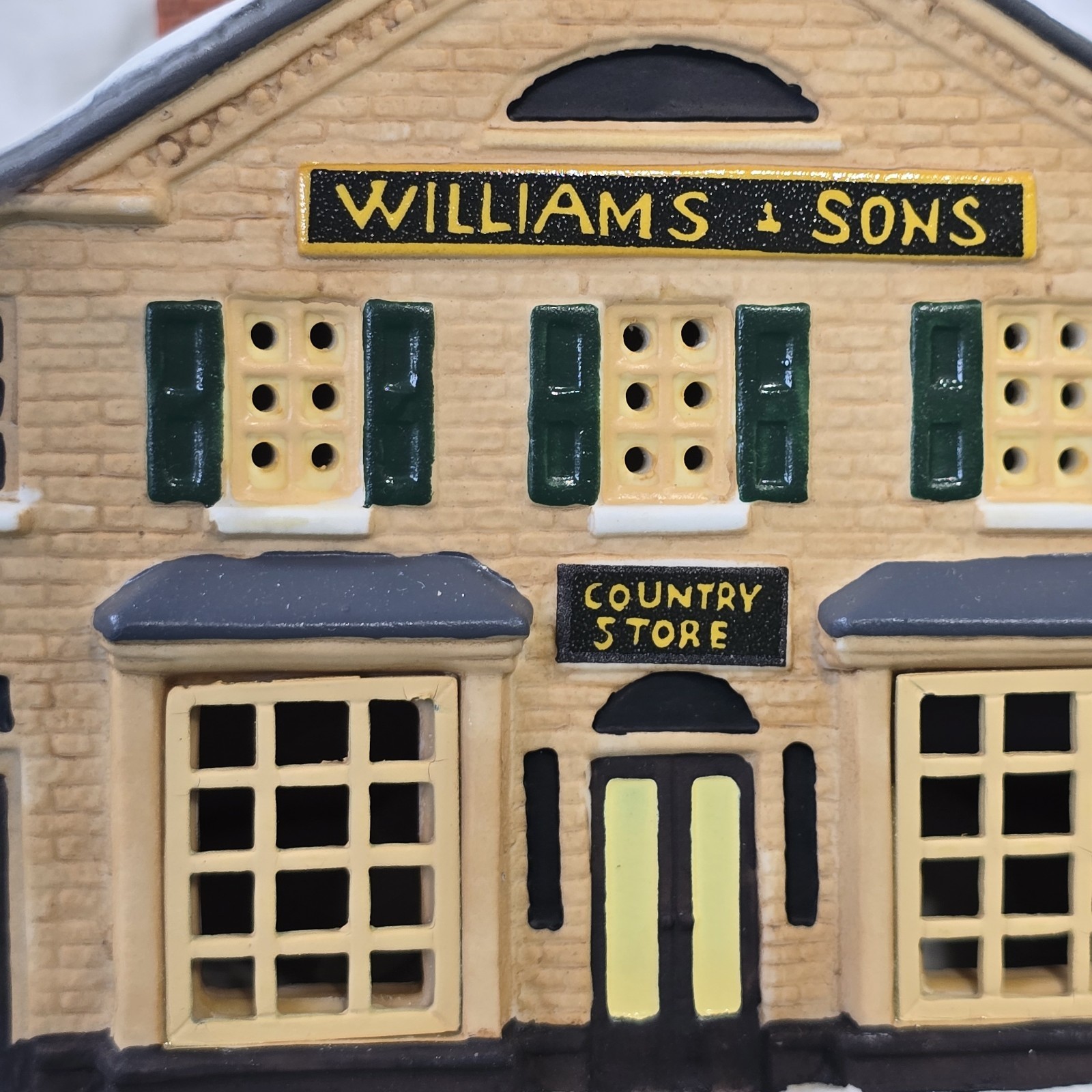 Hawthorne Village – Rockwell’s Christmas in Stockbridge – “The Country Store”