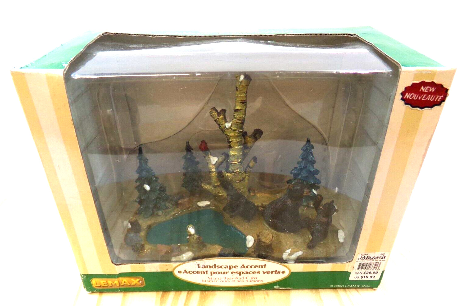 Lemax Village Collection Poly-Resin Landscape Accent Mama Bear and Cubs 2000