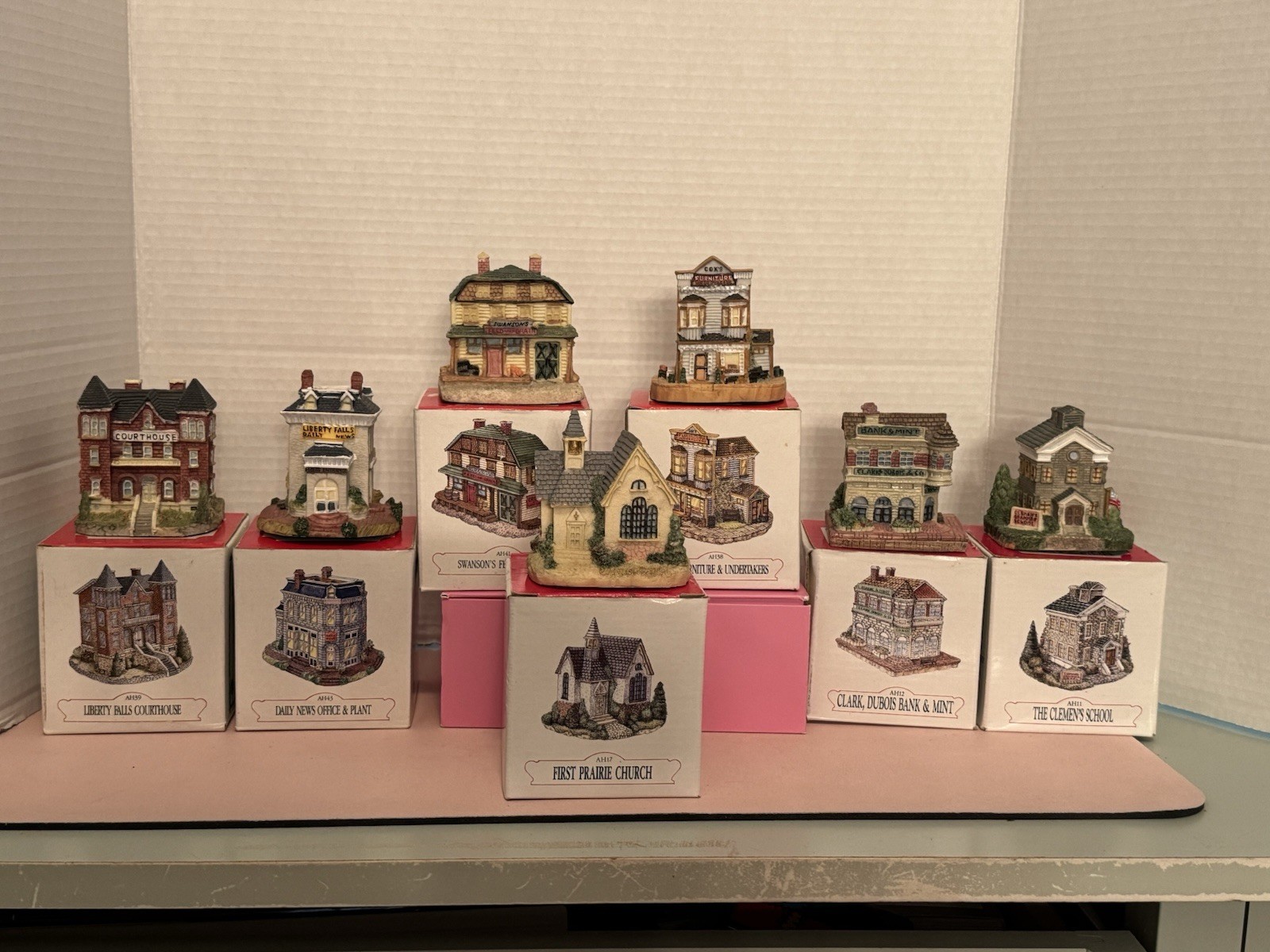 Americana Collection Liberty Falls Miniature Town Buildings Set Of 7 In Box
