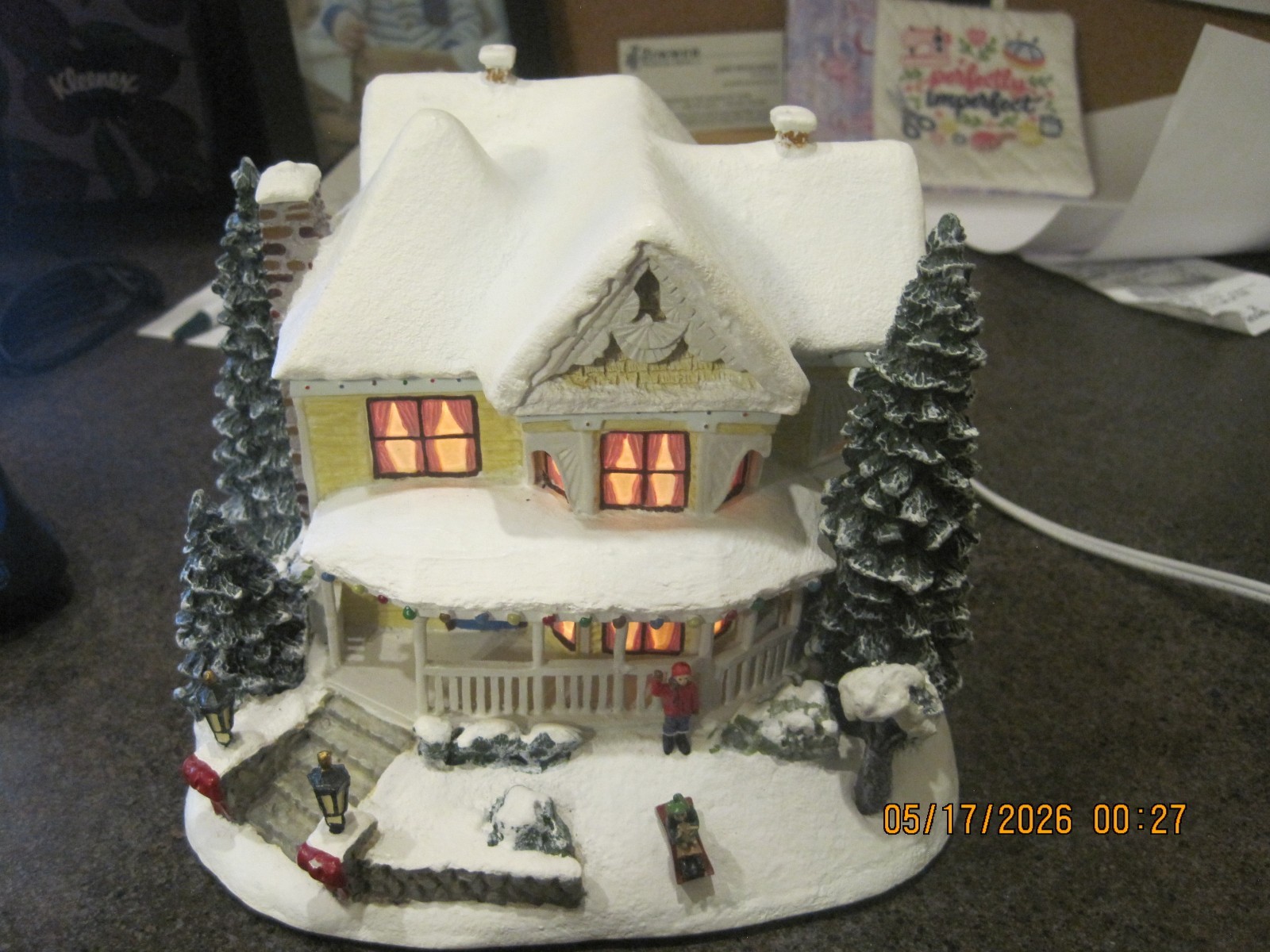 Thomas Kinkade Hawthorne Christmas Victorian Homestead Illuminated 2002