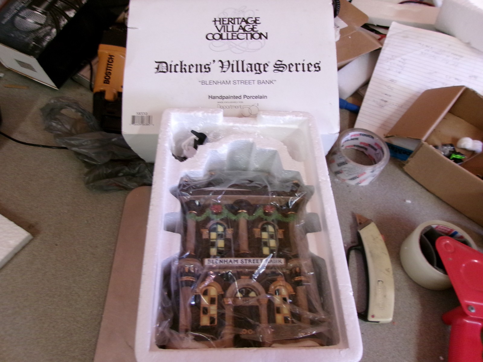 BLENHAM STREET BANK – DEPT 56 HERITAGE VILLAGE COLLECTION MIB 58330