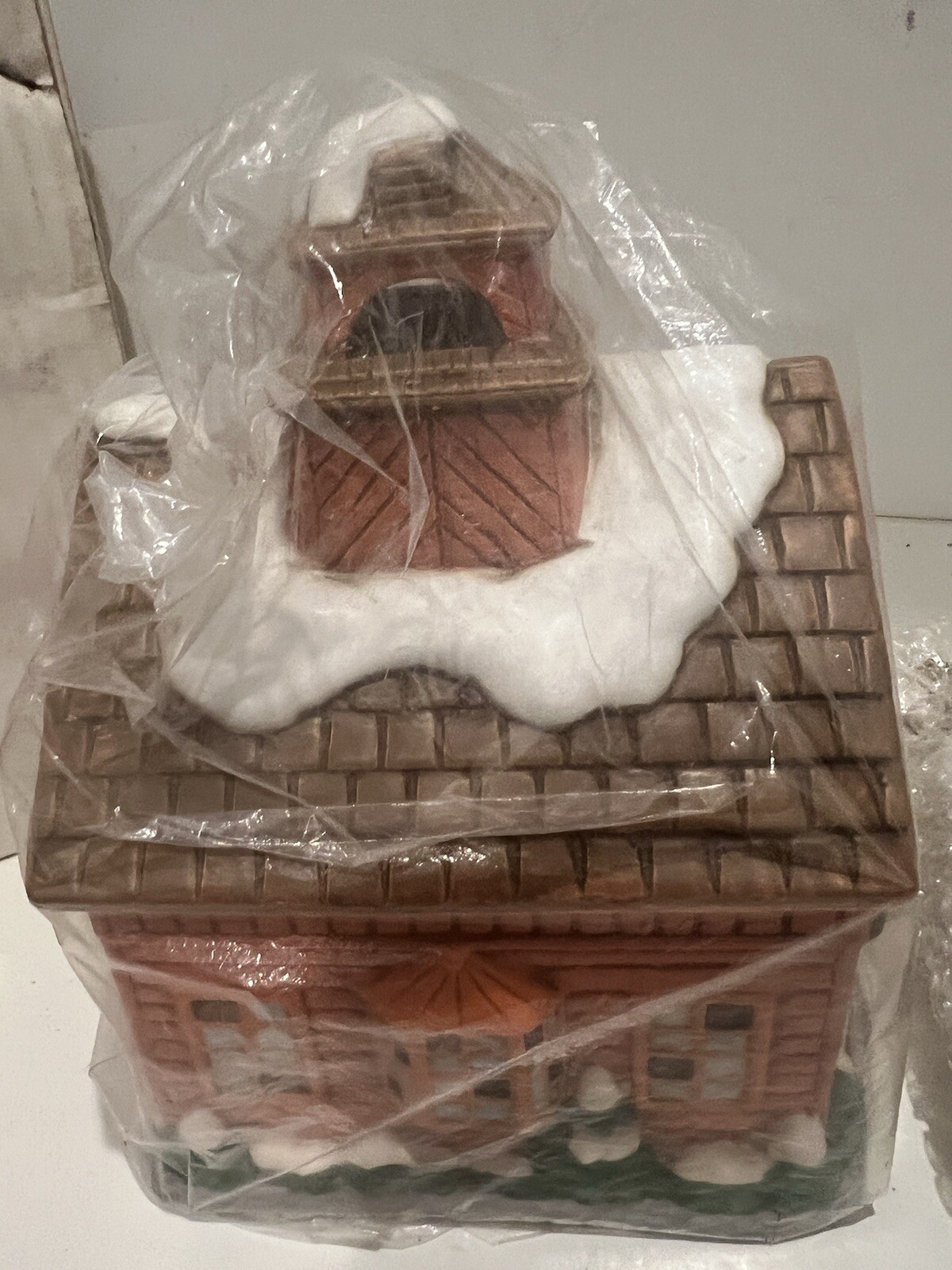 Vintage Lefton Colonial Village School #05821 By Byron Wood 1986 Christmas