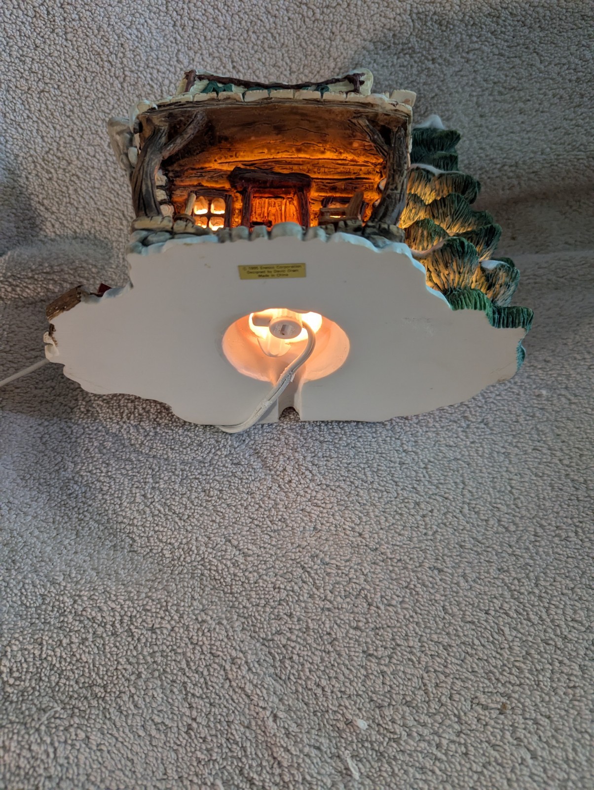 Enesco Moose Creek Crossing Lodge 1995 Nightlight #144894