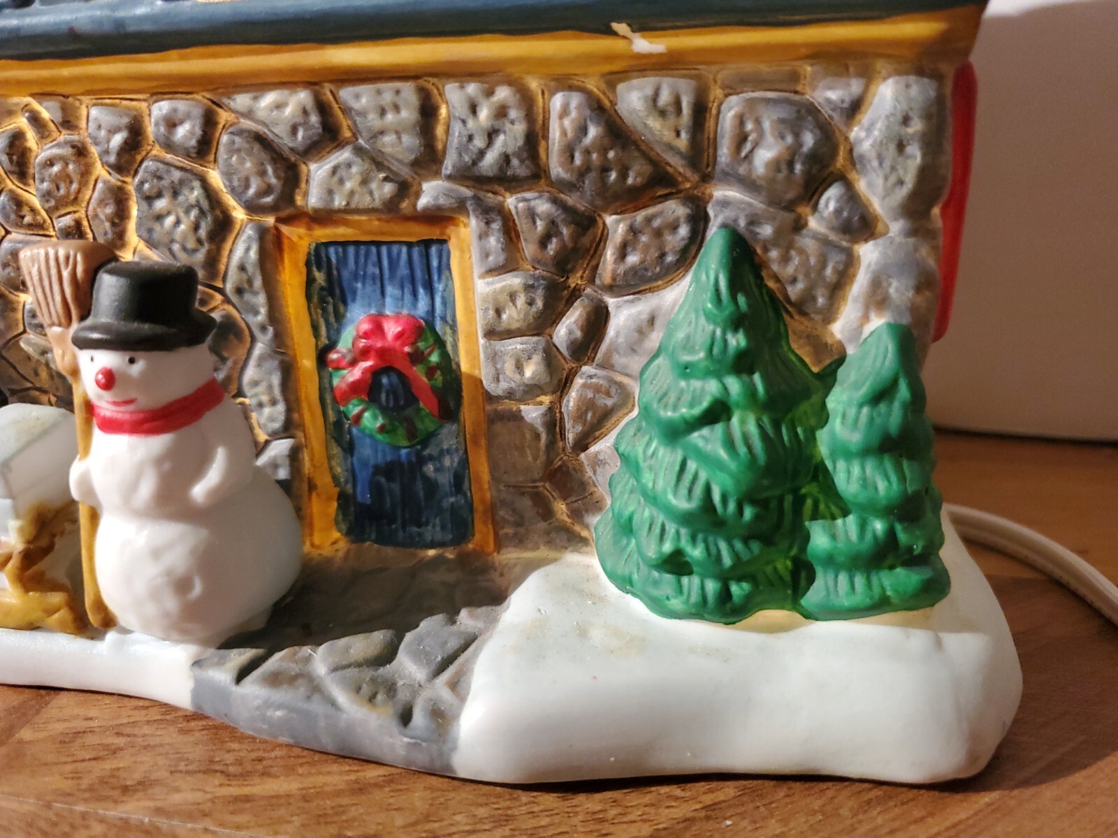 Victorian Village Collectibles Frost’s Ice House 1997 Edition Christmas READ