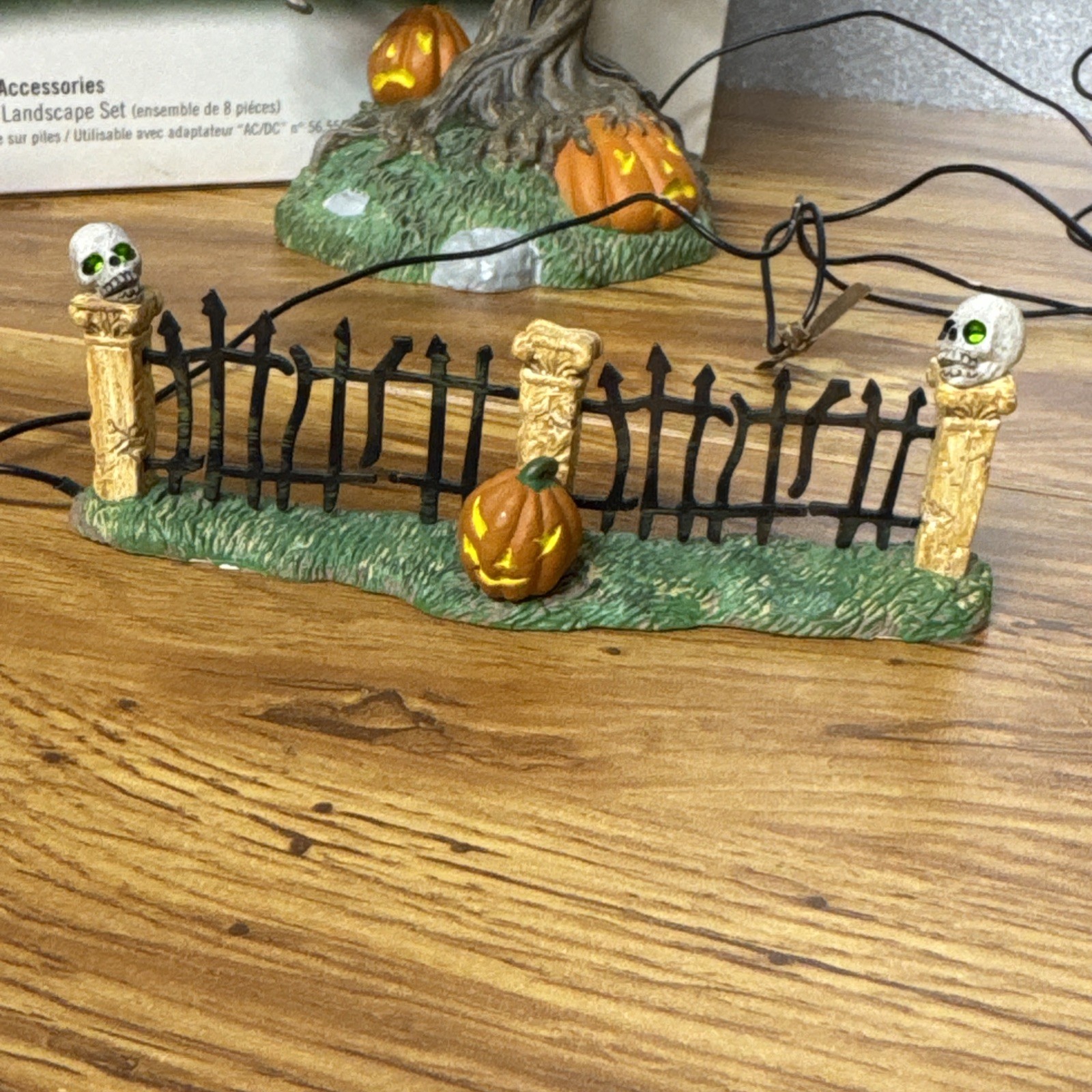 Dept 56 Village Accessories Halloween Gravely Landscape Set #56.53060 w Box