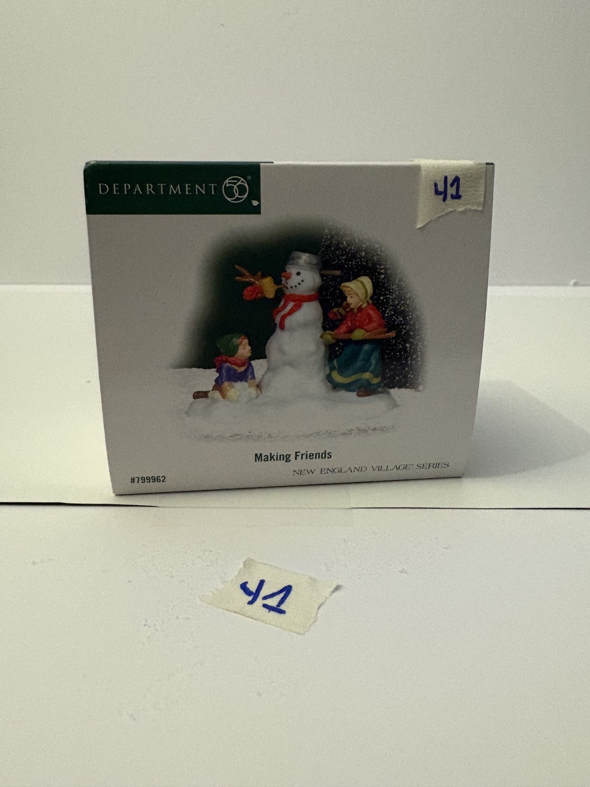 Department 56 New England Series – Making Friends