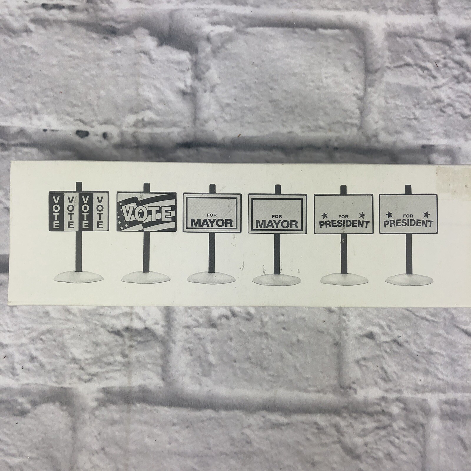 1995 Dept 56 Village Election Yard Signs #52599 Snow Village Accessory 6 Pcs New