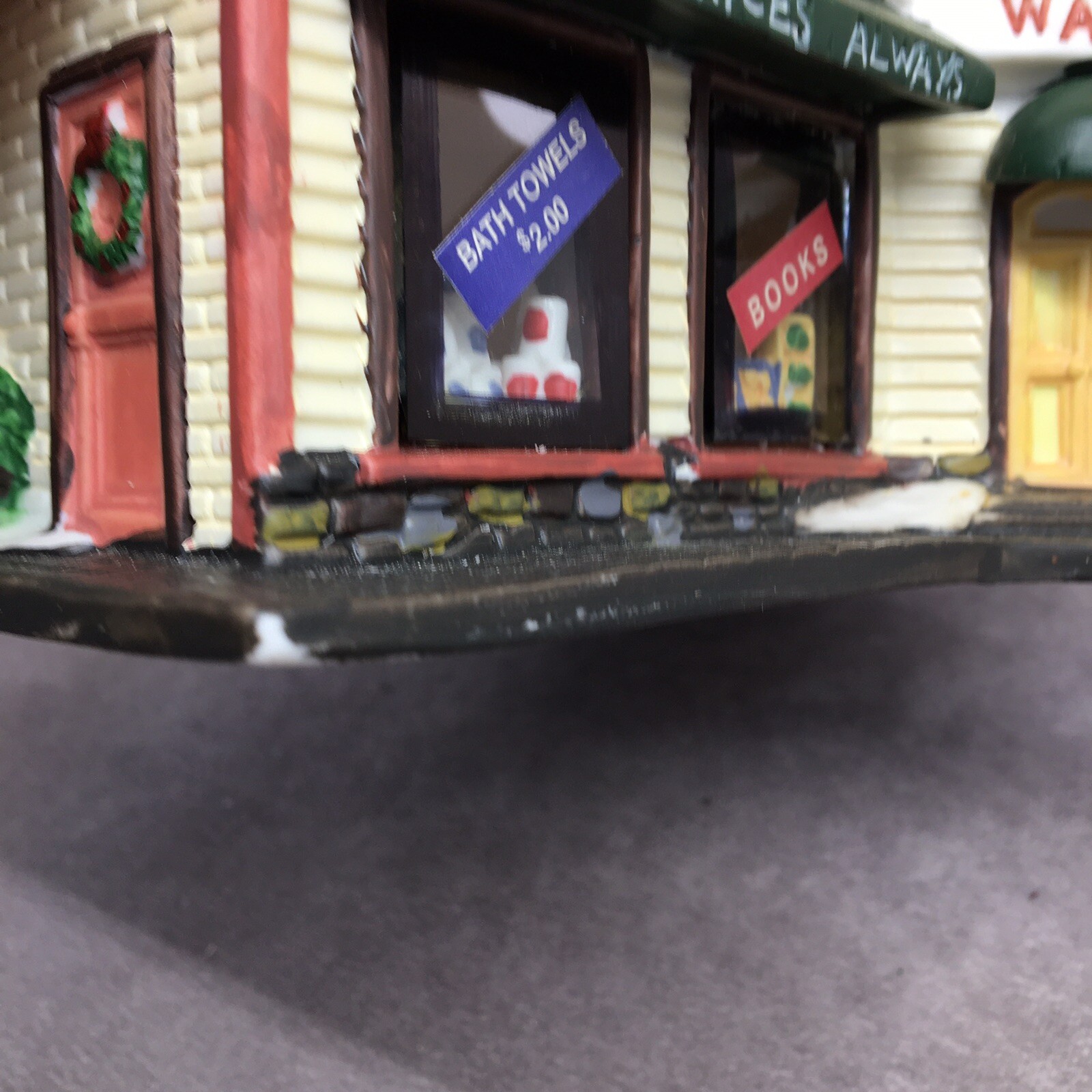 Holiday Time Walton’s 5&10 Collectors Edition Lighted House -Read Description