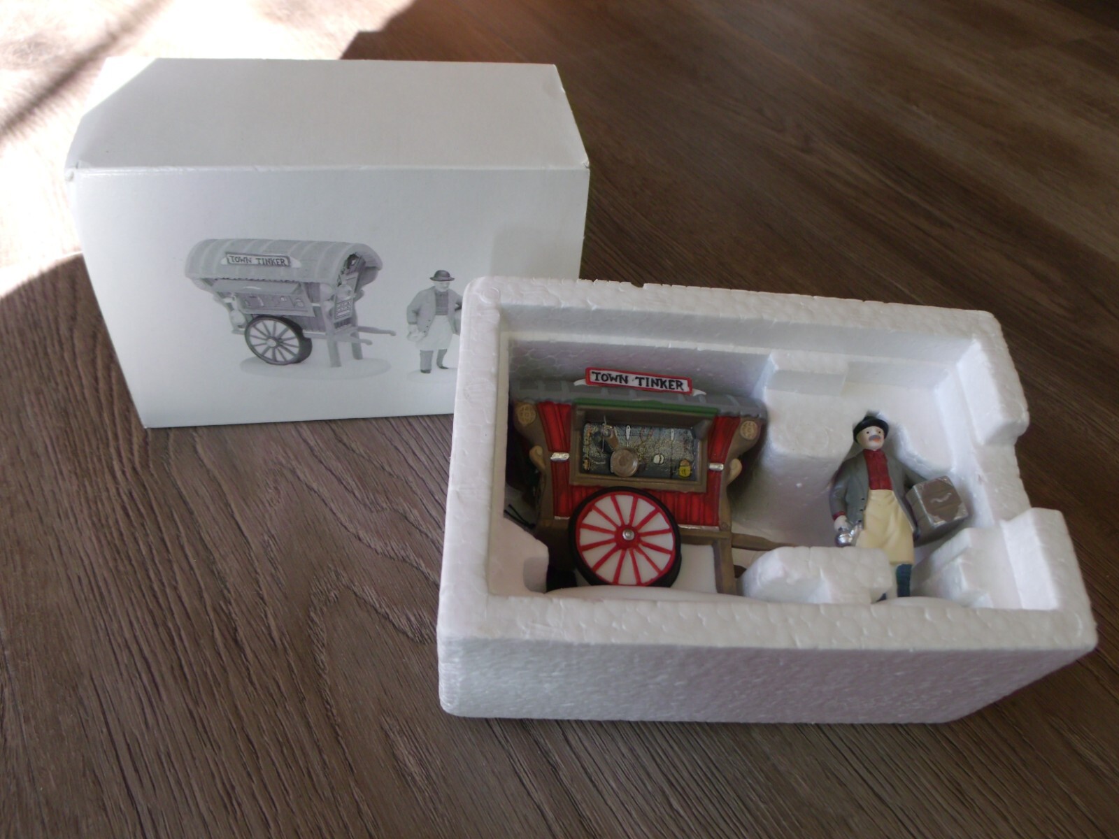 COLLECTIBLE DEPARTMENT 56 DEPT 56 TOWN TINKER BOXED