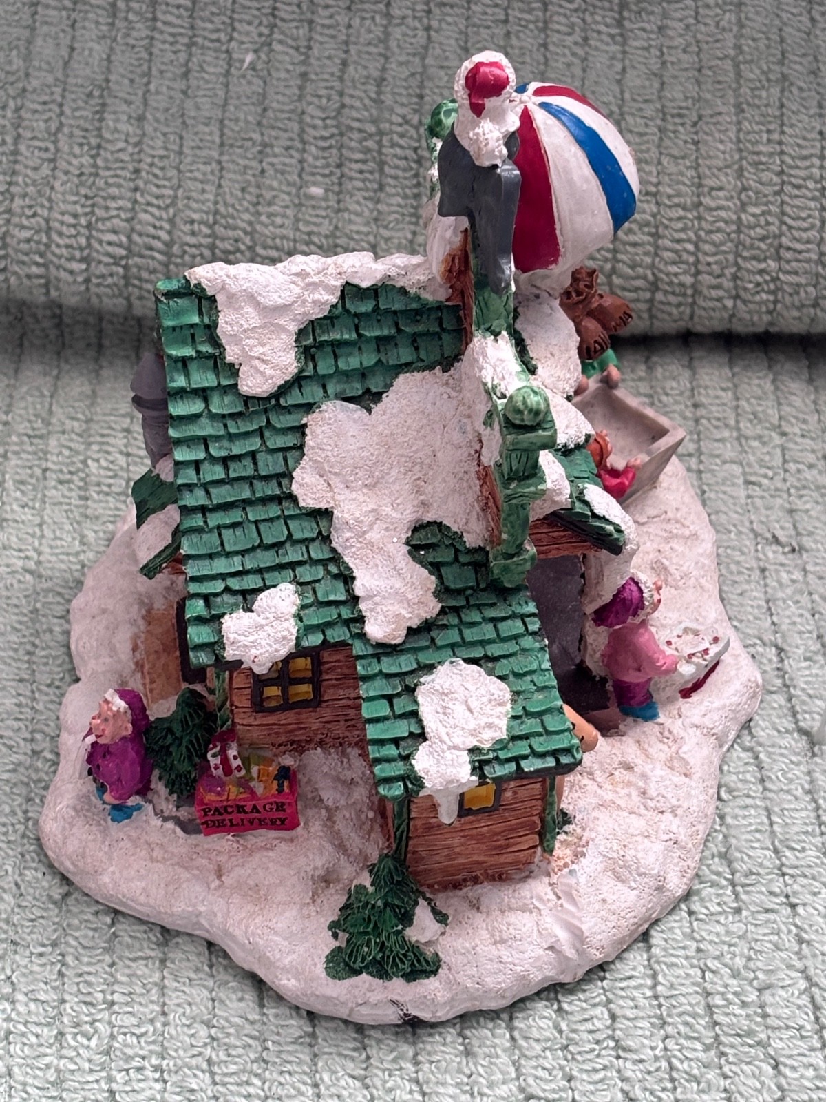 Vintage 1995 Santa’s Town at The North Pole Post Office #ST04