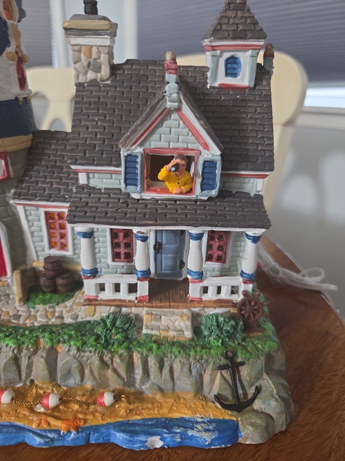Lemax Village 2009 Windward Point Lighthouse Plymouth Corners #95862 No Birds