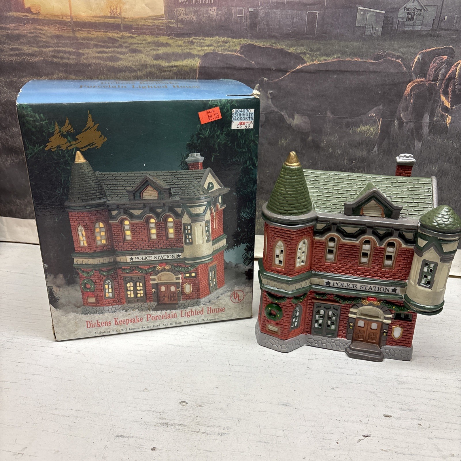 O’Well Dickens Keepsake Christmas Village Lighted Police Station 1995