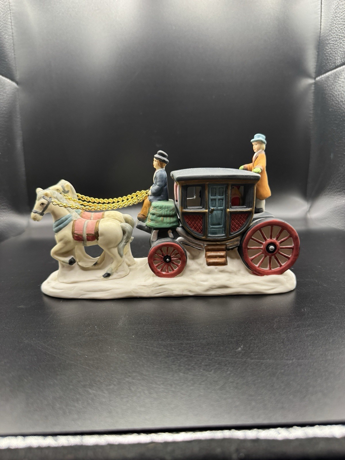 Dickens Collectables Porcelain Carriage Horse Drawn 1997 #385-0856 NIB