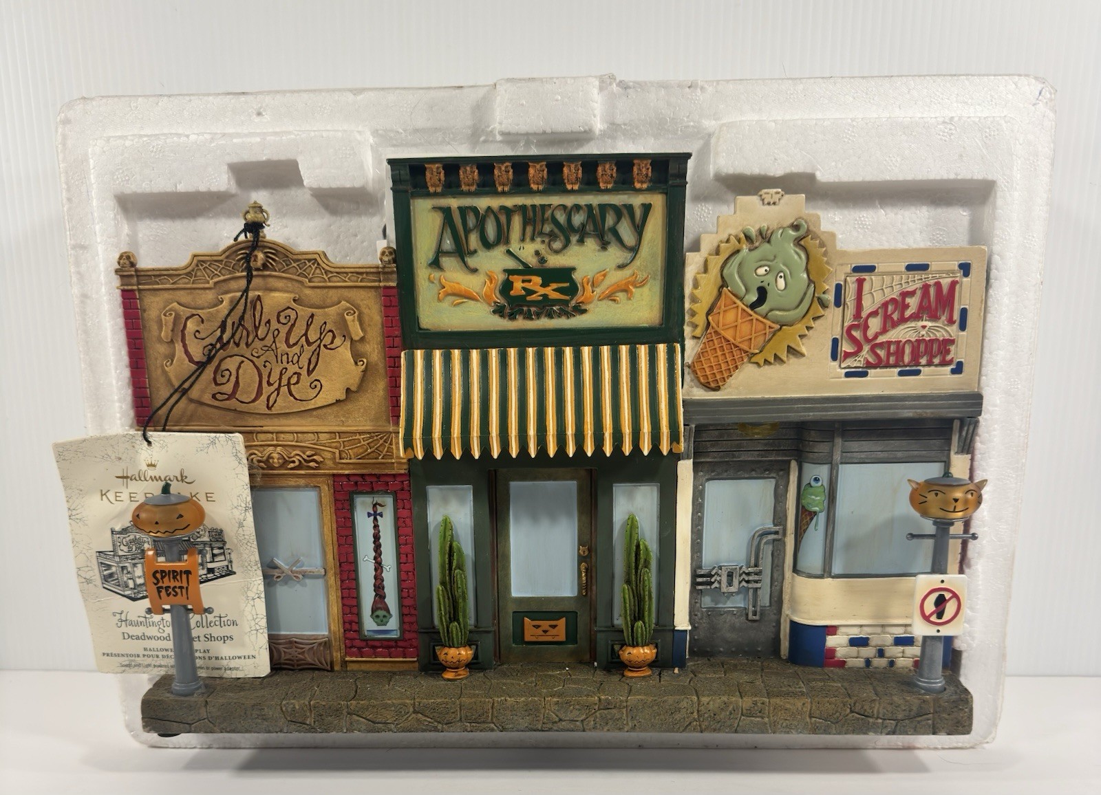 Hallmark Halloween Hauntington Collection Deadwood Street Shops Lights & Sounds