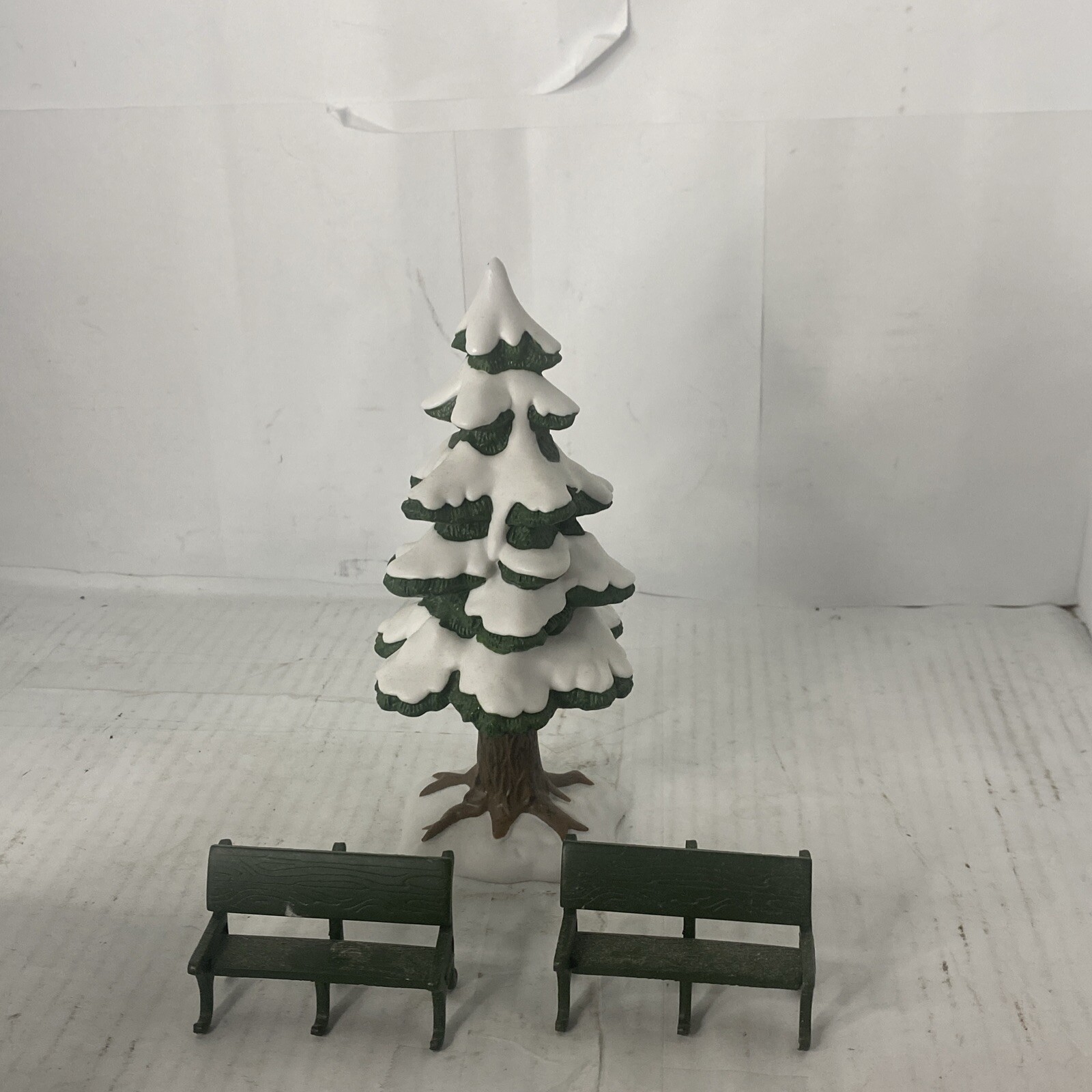 Department 56 Accessory Lot 2 Metal Park Benches And 1 Porcelain Pine