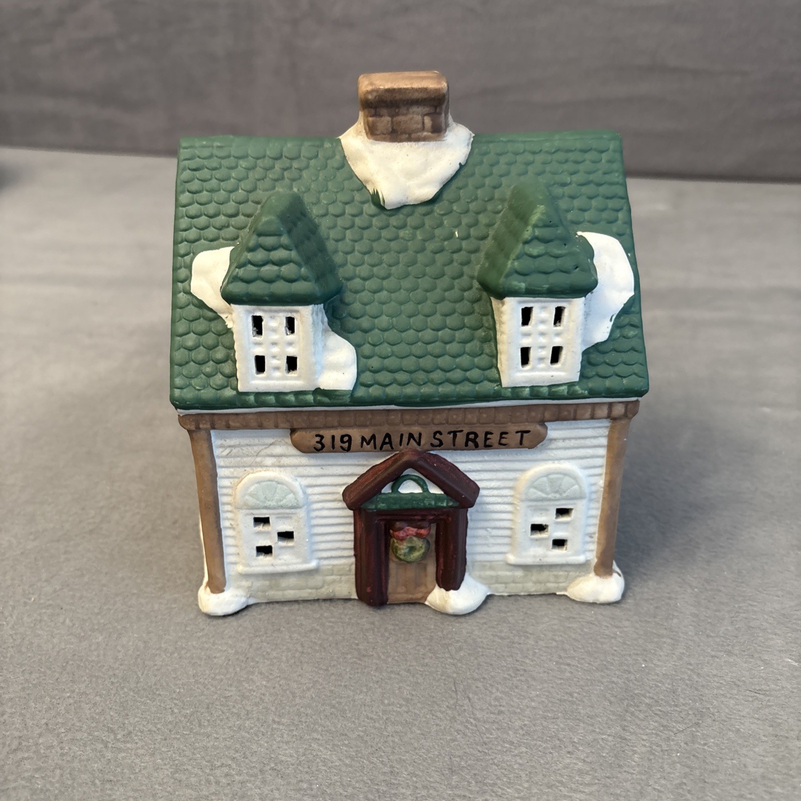 Christmas Winter Valley Village 1994 Vintage 319 Main Street House Ceramic