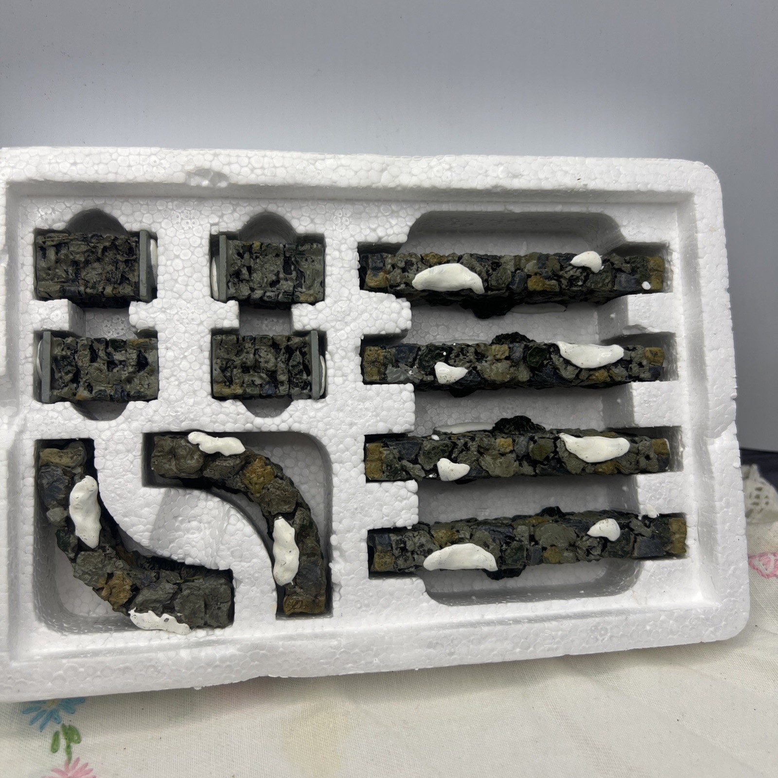 Lemax 1999 Colonial Stone Wall Set of 10 Poly Resin Box Included Christmas