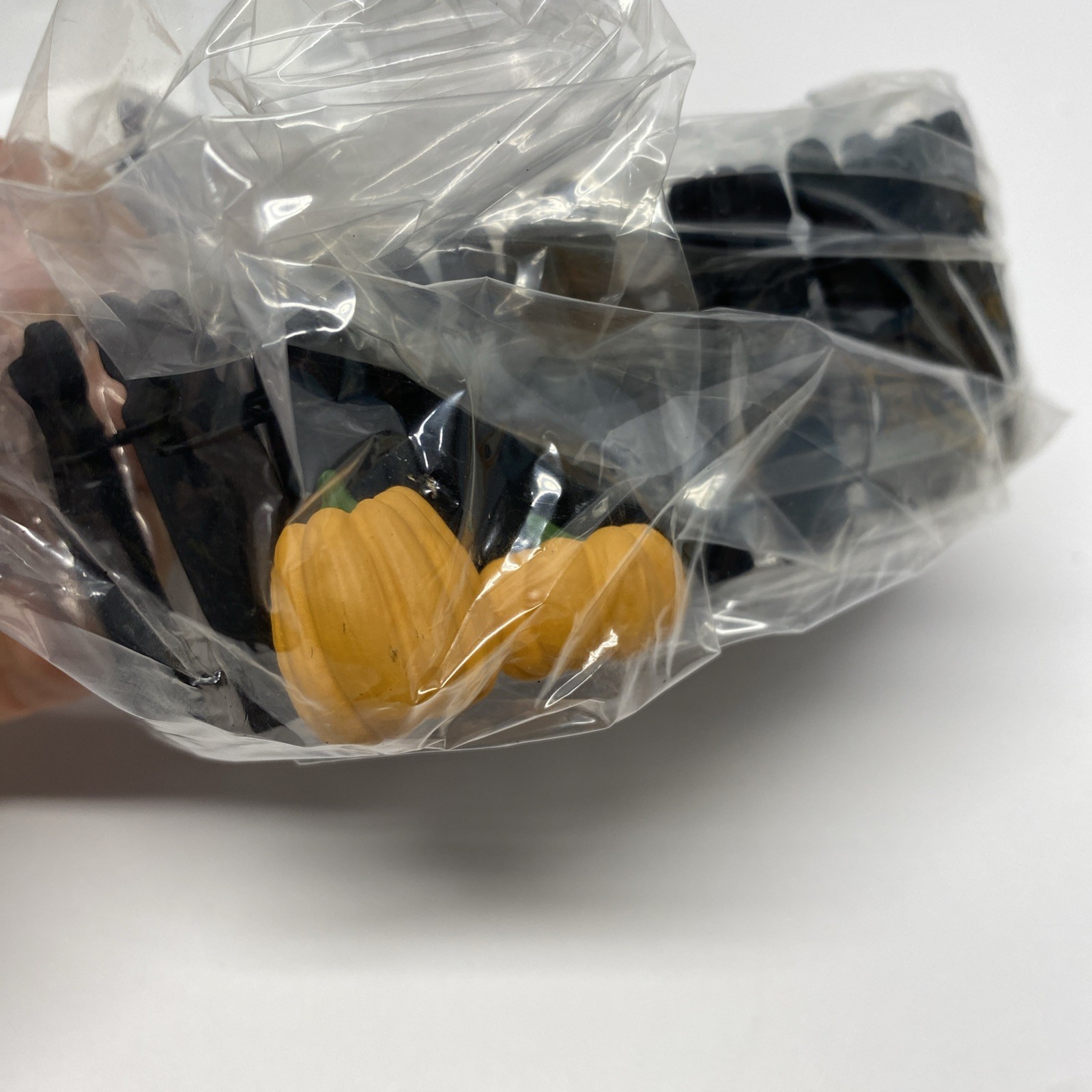 Dept 56 HALLOWEEN Village Fence Set of 2 527022 NEW