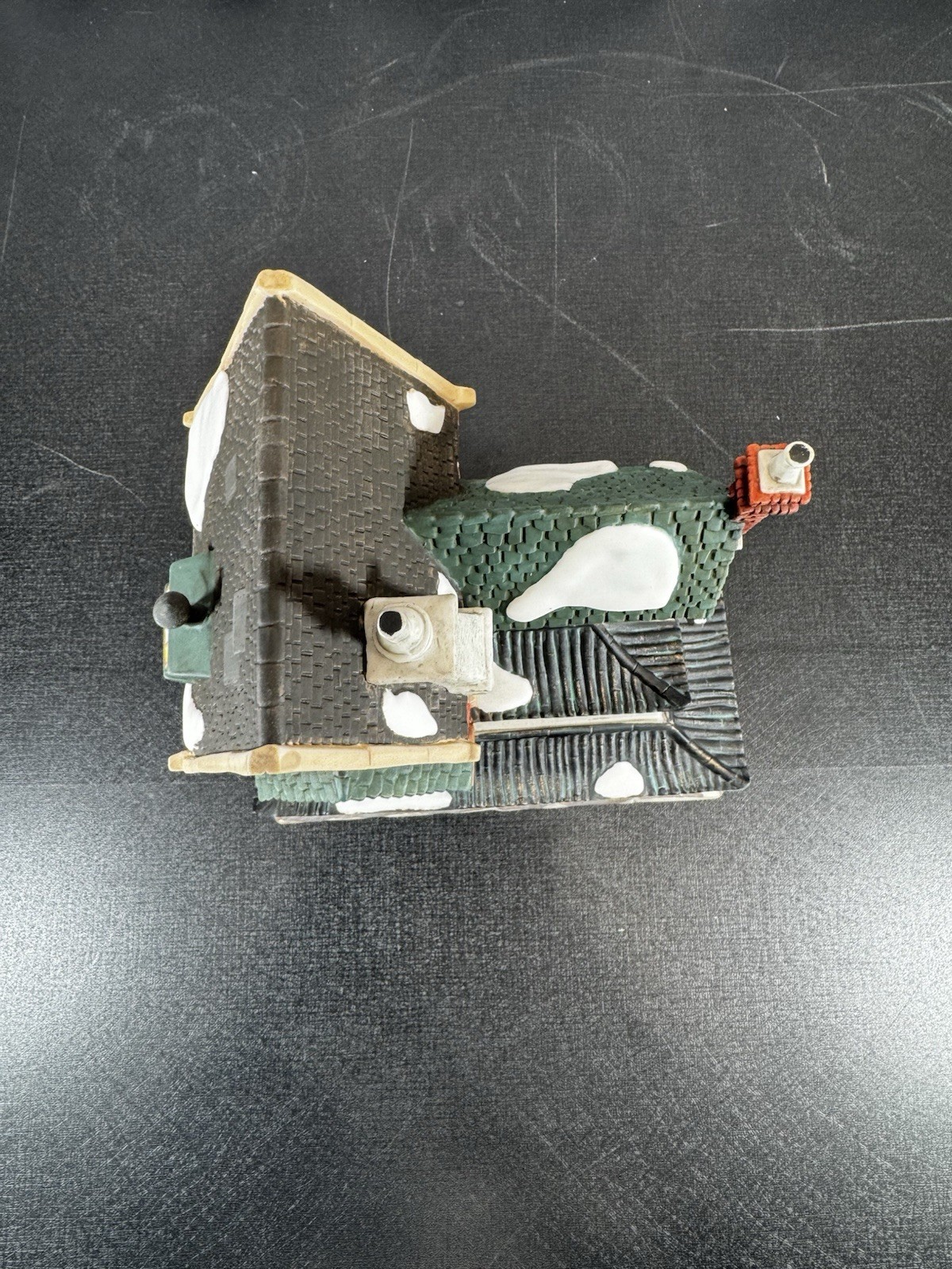 Dept 56 The China Trader, Dicken’s Heritage Village Collection, # 56.58447