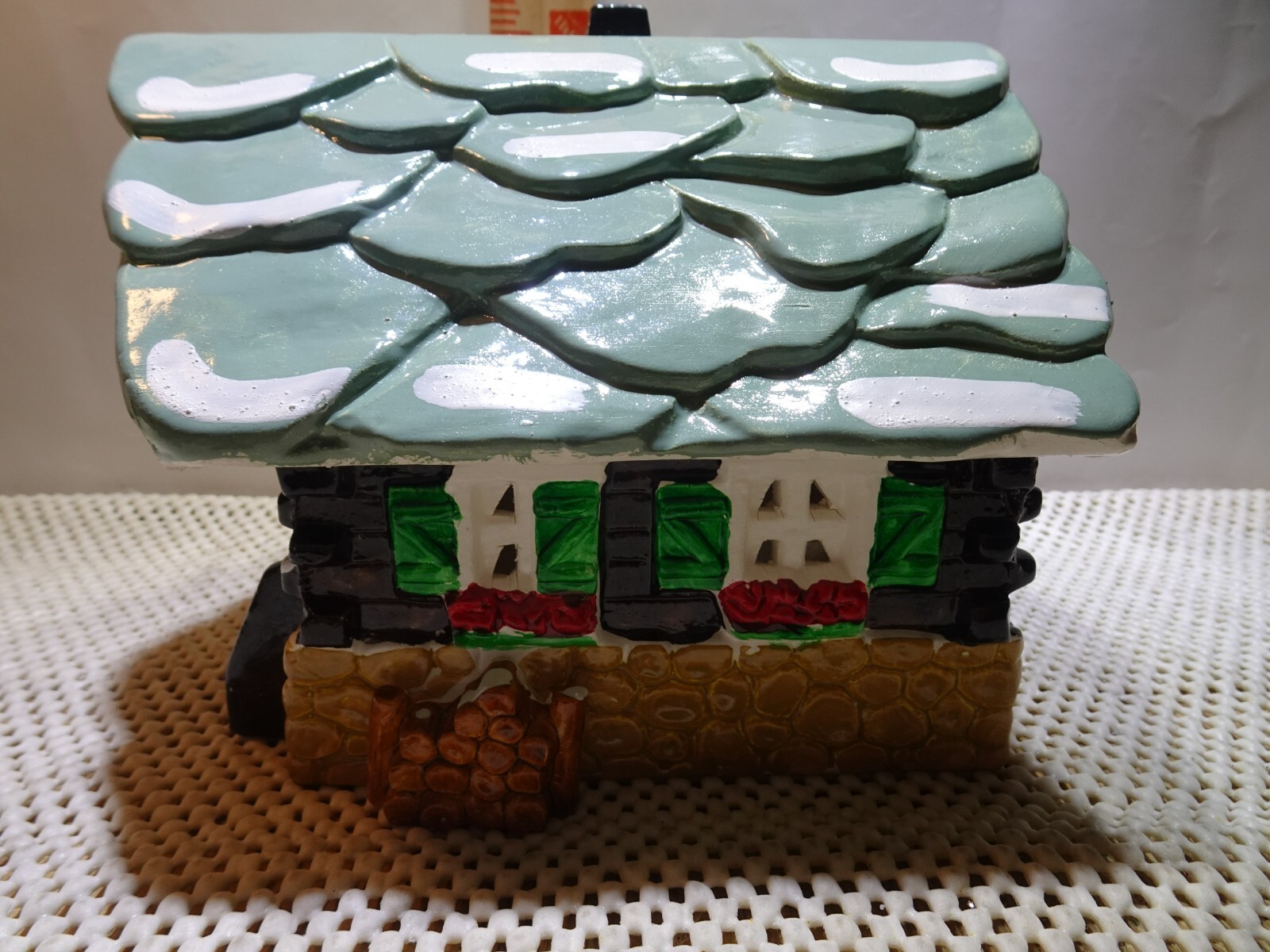 DEPT 56 SV Snowhouse Series Swiss Chalet House 50237 1983 NO BOX NO LIGHT