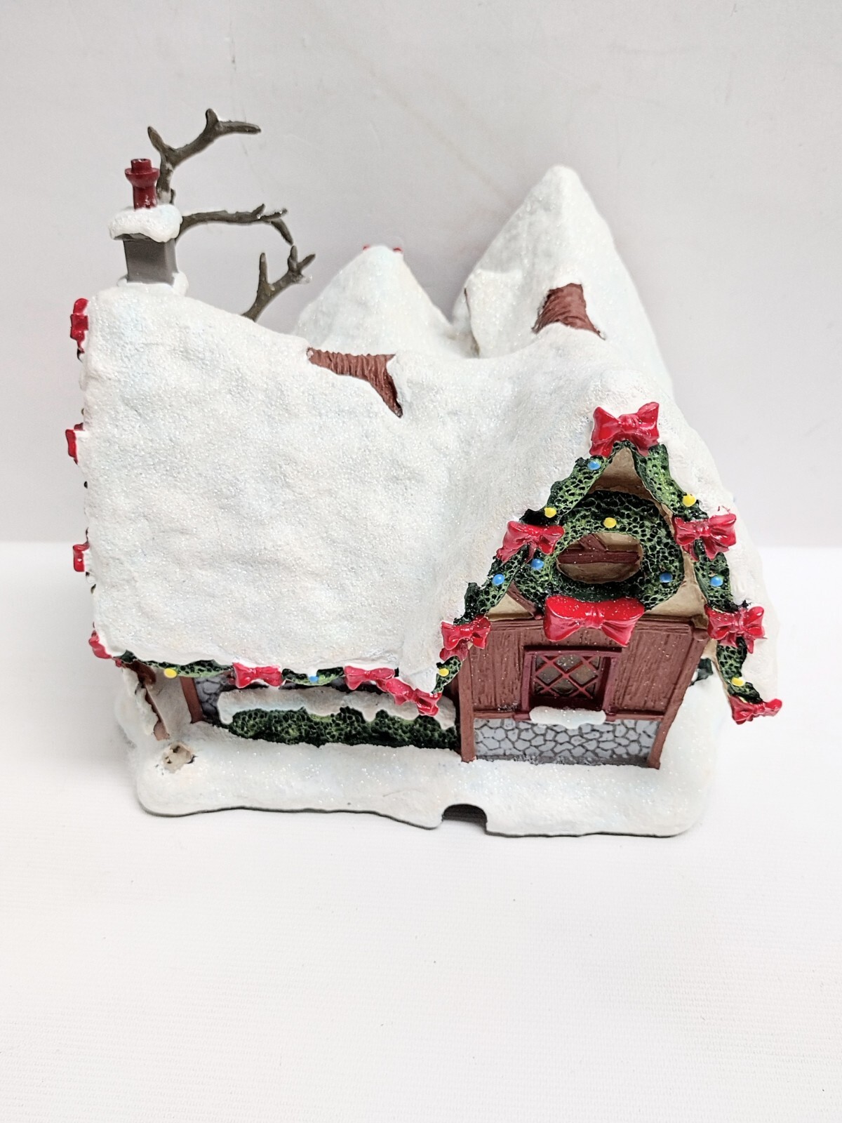 Hawthorne Village Disney Hi-Ho Holiday Cottage w/ Snow White **Condition Issue**