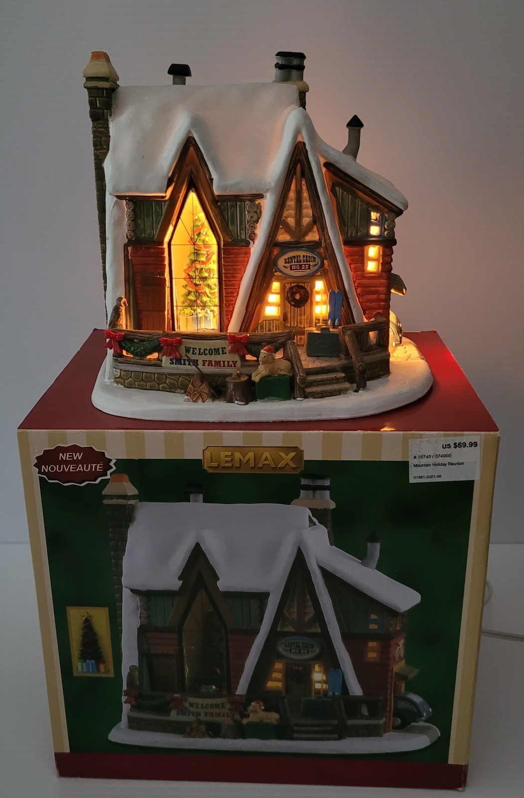 Lemax Mountain Holiday Reunion #15745 Christmas Village House Light Up New w Box
