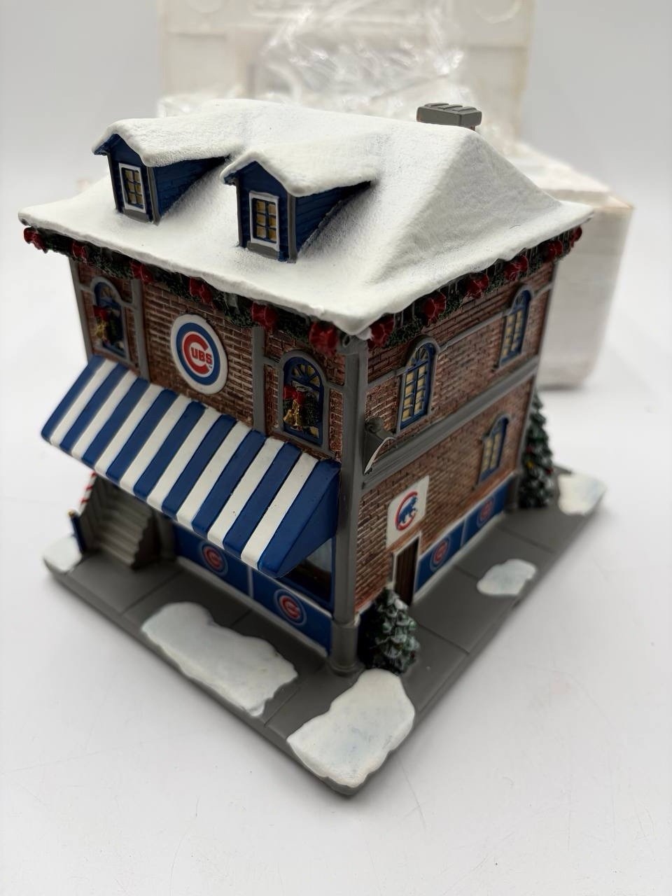 Hawthorne Village Chicago Cubs Card Shop Christmas Village Lighted Building