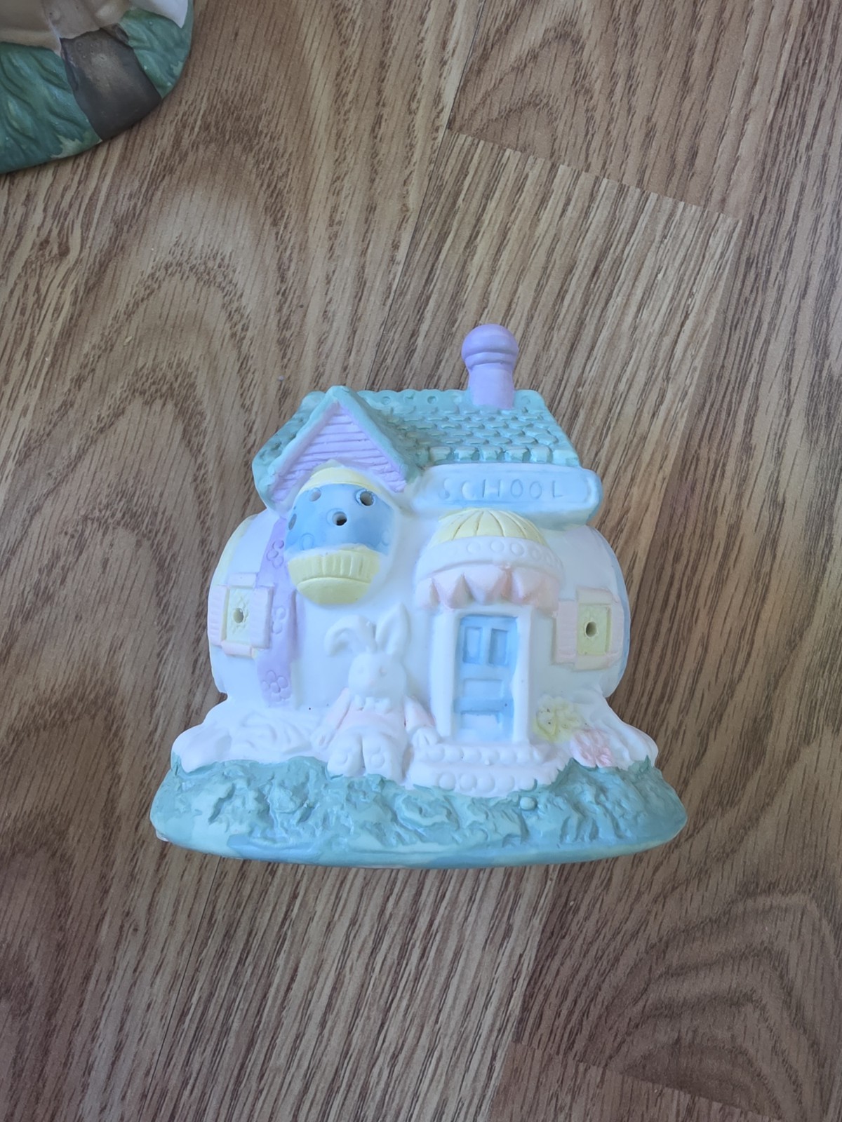 Vtg Bunny Village Set Ceramic Porcelain Miniature Houses Cottagecore Nursery